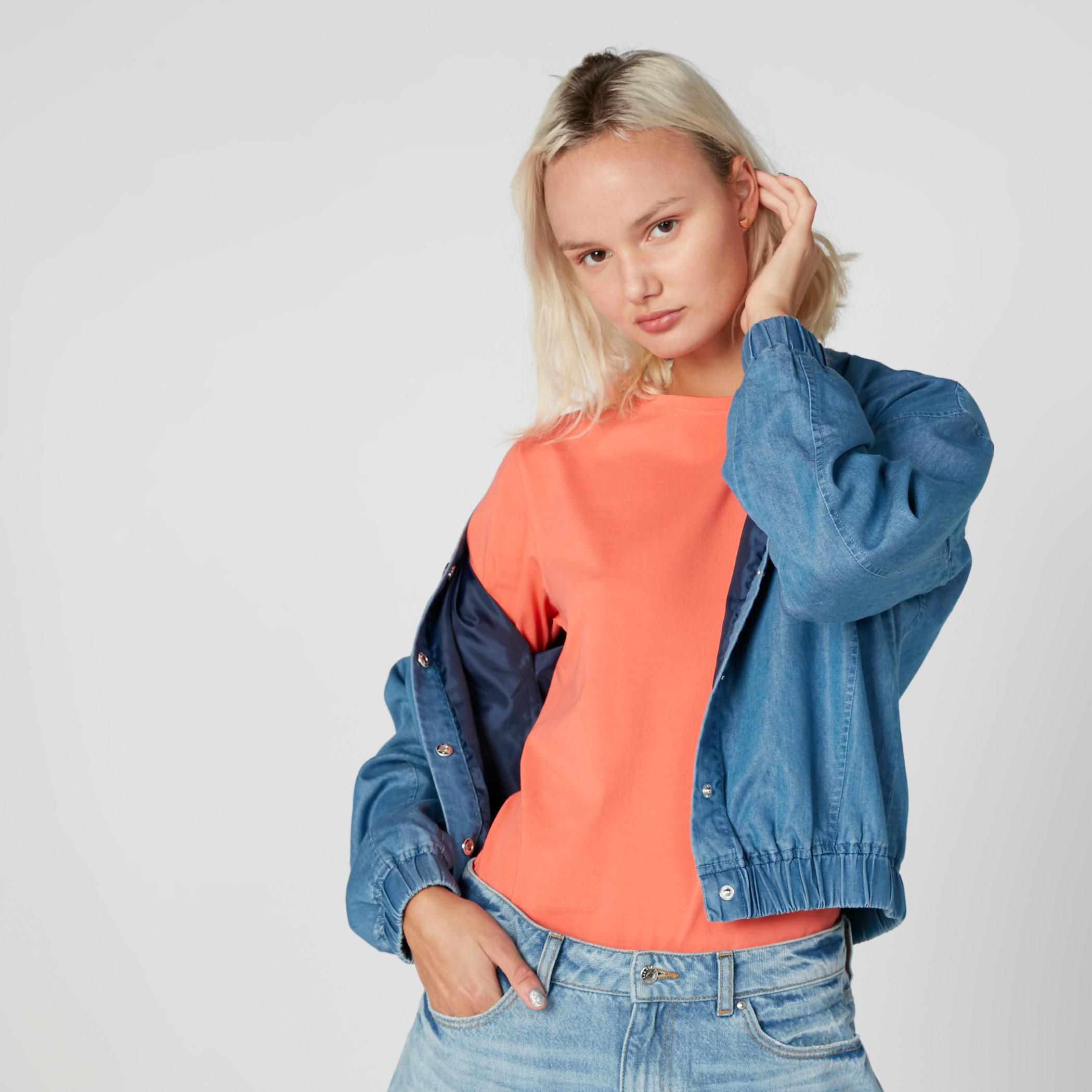 Round Neck T-Shirt with Short Sleeves-women-clothing-tshirts-image-1