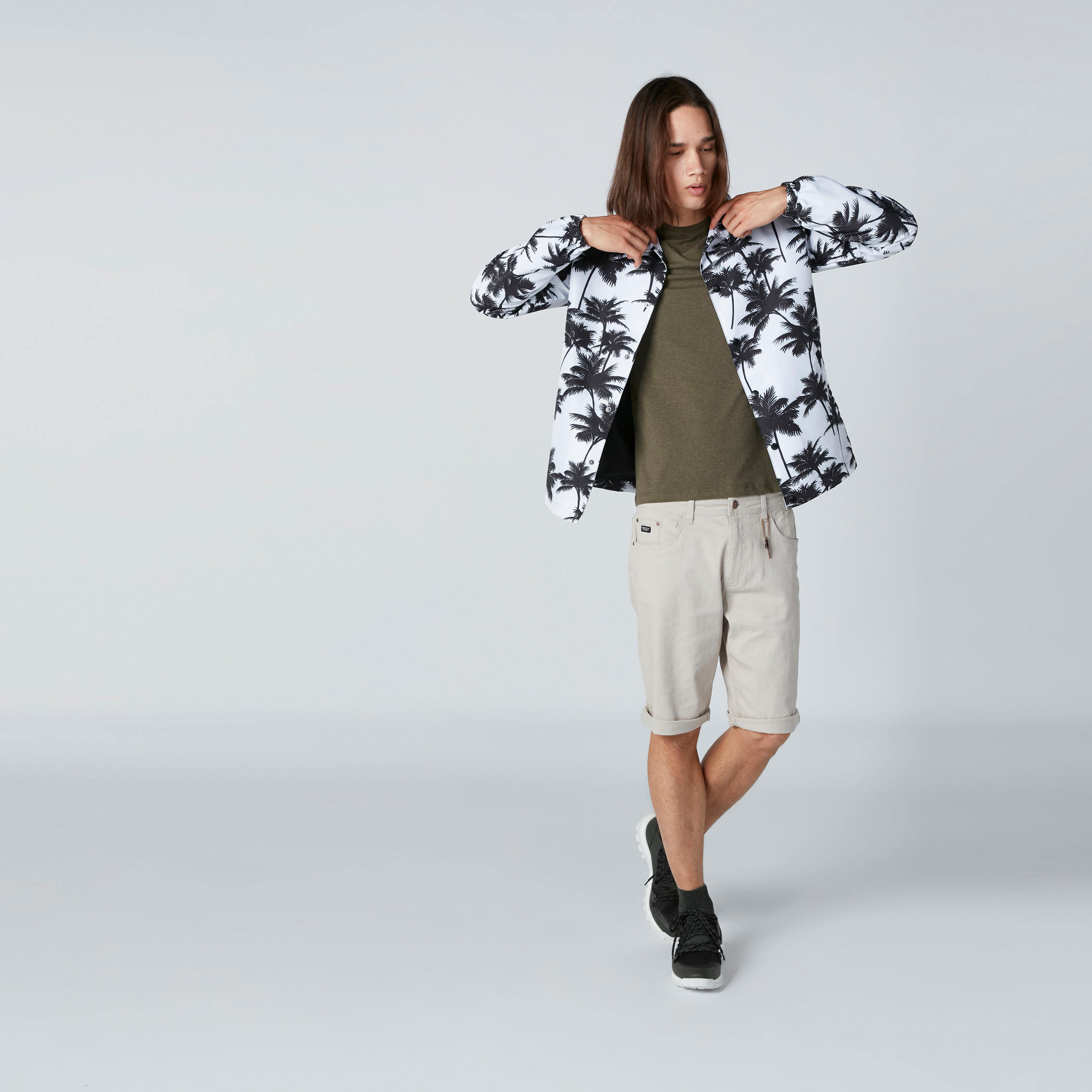 تيشيرت بياقة مستديرة وأكمام قصيرة-men-clothing-tshirtsandpolos-tshirts-image-2