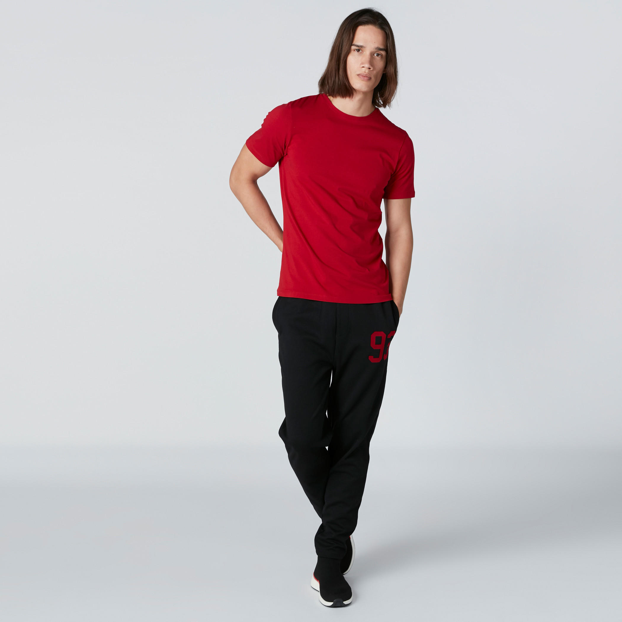 تيشيرت بياقة مستديرة وأكمام قصيرة-men-clothing-tshirtsandpolos-tshirts-image-1