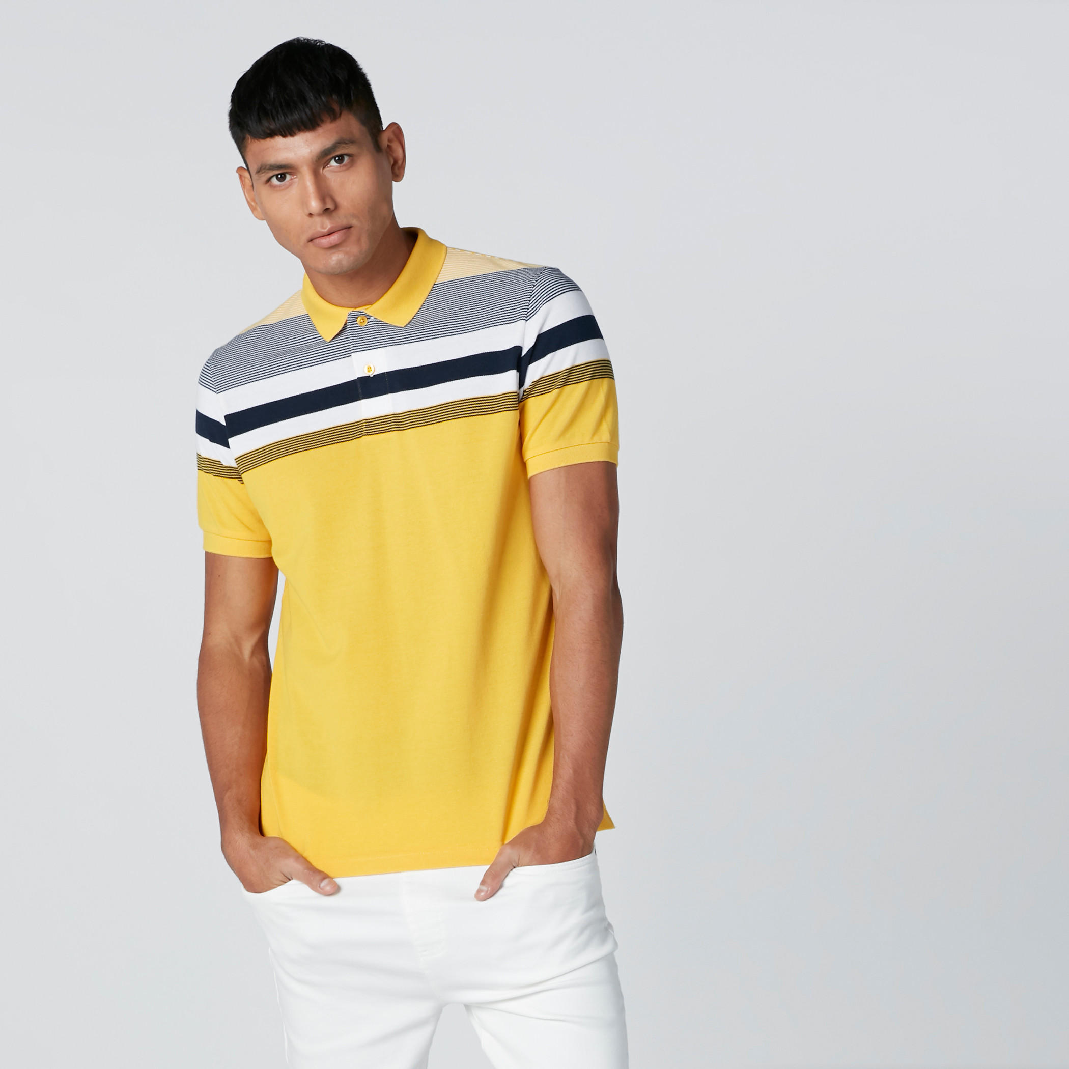 تيشيرت مقلّم بياقة بولو وأكمام قصيرة-men-clothing-tshirtsandpolos-polos-image-4