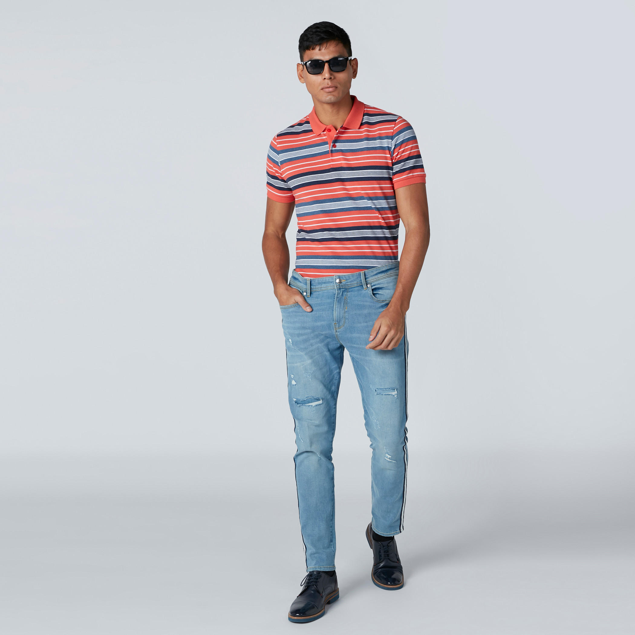 تيشيرت مقلّم بياقة بولو وأكمام قصيرة-men-clothing-tshirtsandpolos-polos-image-3