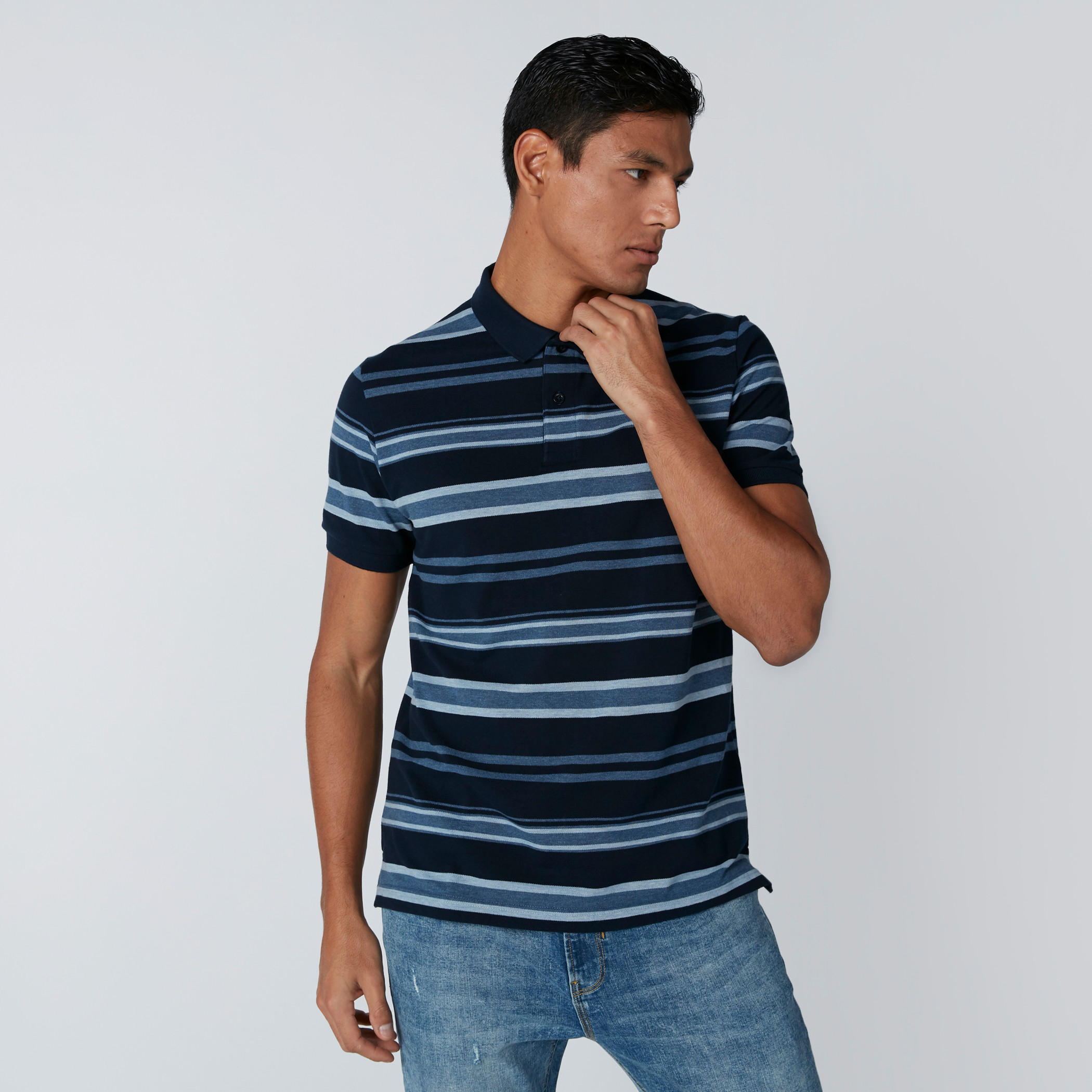 تيشيرت مقلّم بياقة بولو وأكمام قصيرة-men-clothing-tshirtsandpolos-polos-image-1