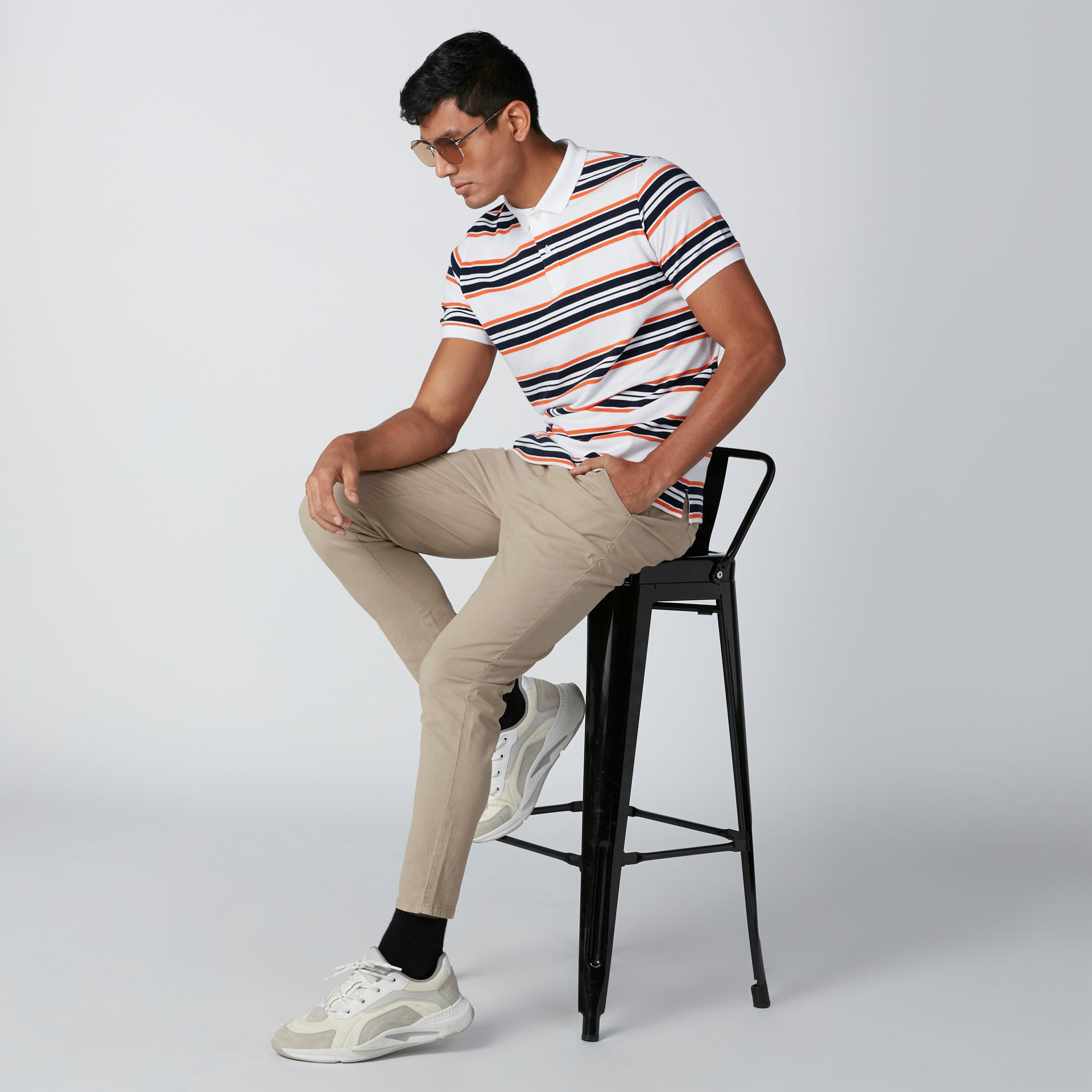 تيشيرت مقلّم بياقة بولو وأكمام قصيرة-men-clothing-tshirtsandpolos-polos-image-3