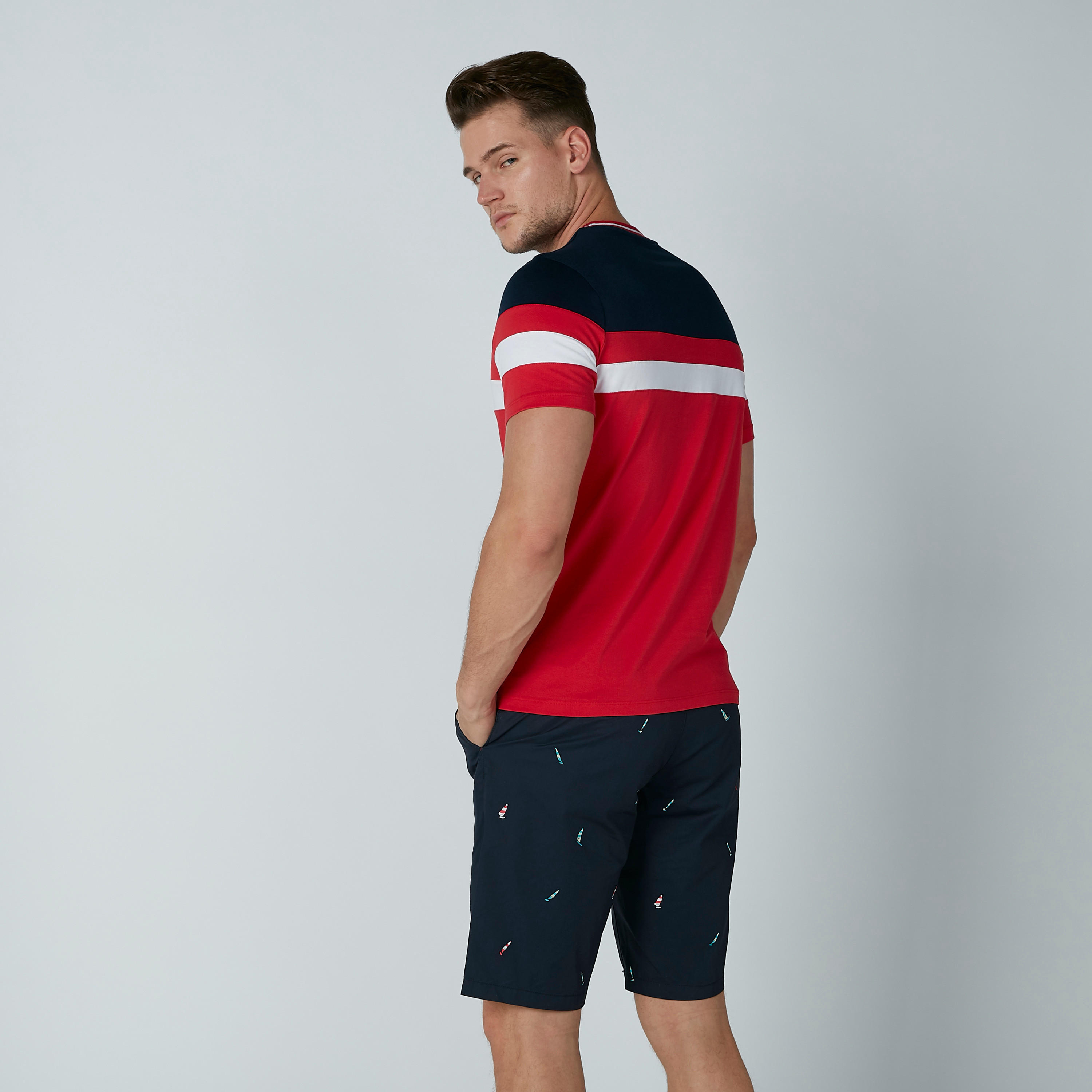 تيشيرت مستدام سليم سادة بياقة ضيّقة-men-clothing-tshirtsandpolos-tshirts-image-9