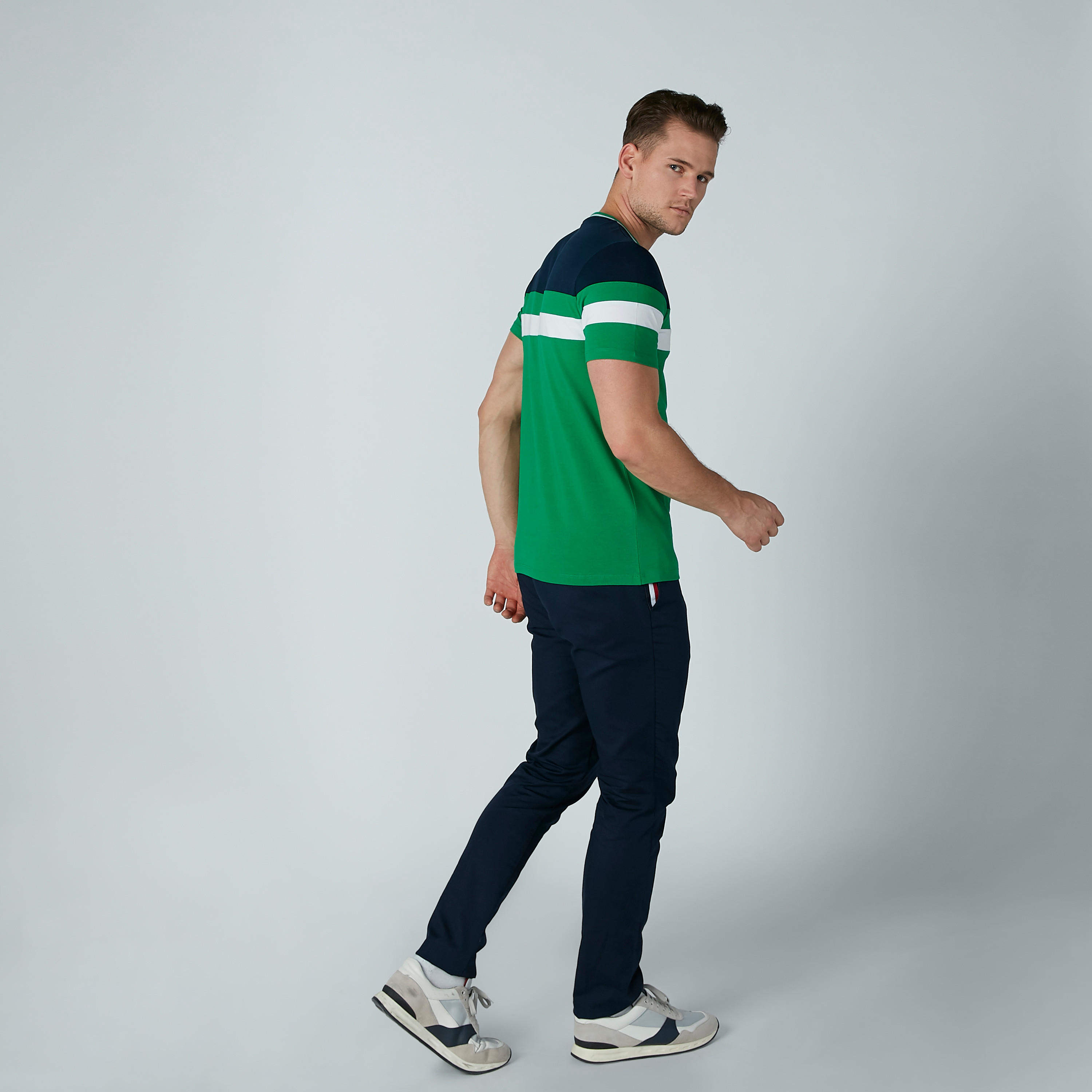 تيشيرت مستدام سليم سادة بياقة ضيّقة-men-clothing-tshirtsandpolos-tshirts-image-1