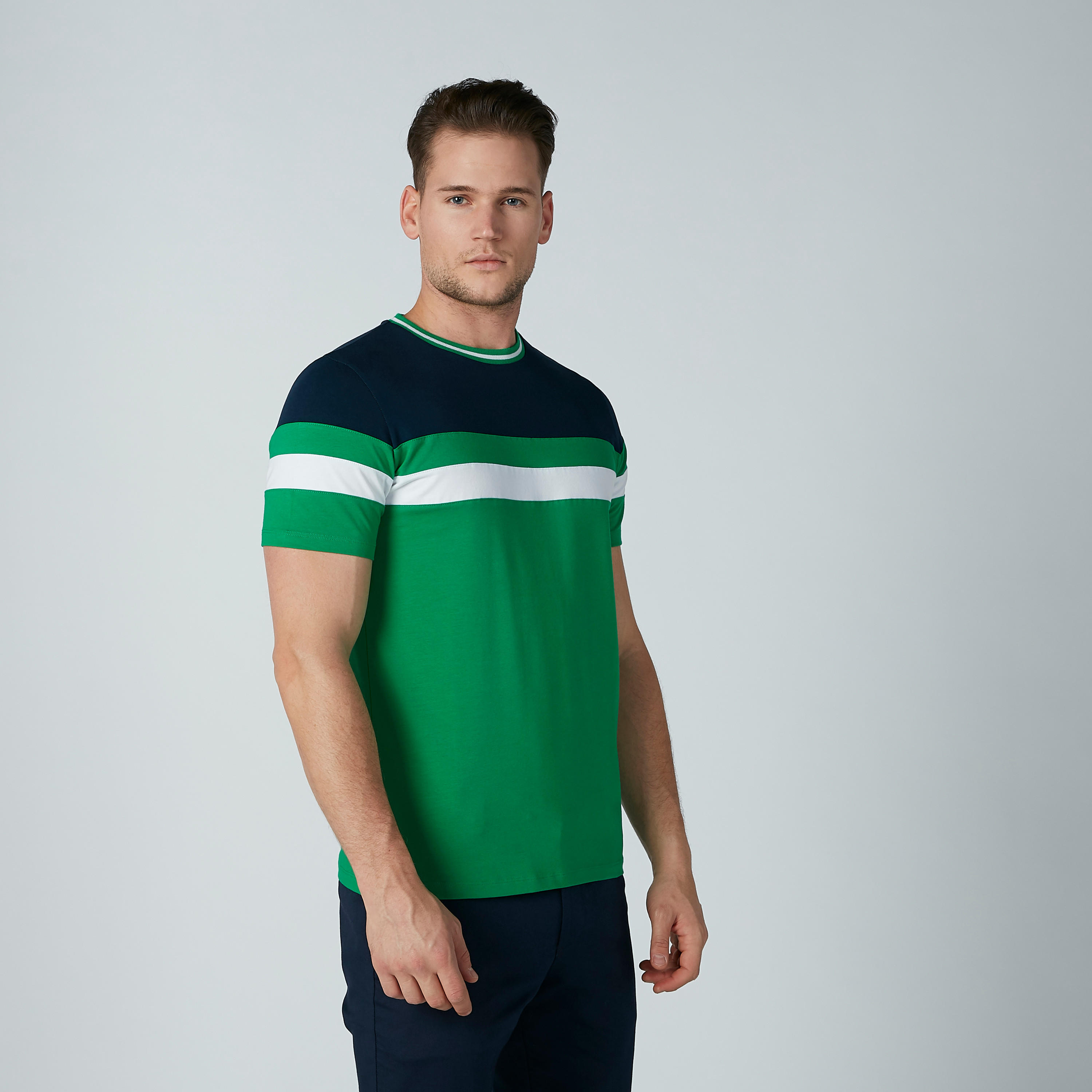 تيشيرت مستدام سليم سادة بياقة ضيّقة-men-clothing-tshirtsandpolos-tshirts-image-2