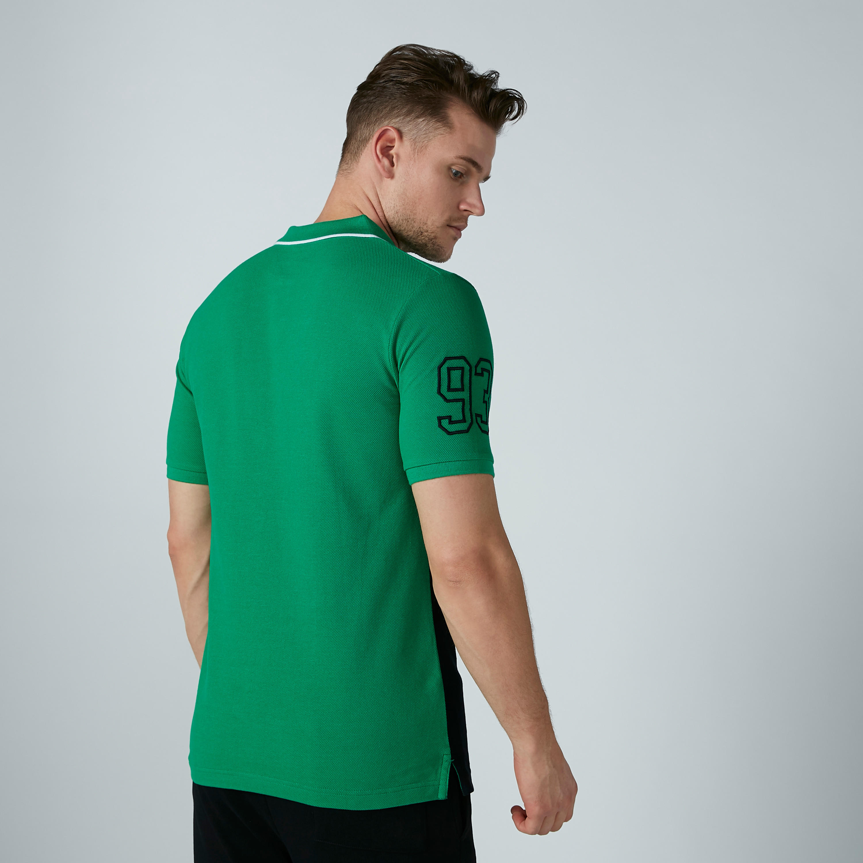 تيشرت بياقة بولو وأكمام قصيرة وطبعات-men-clothing-tshirtsandpolos-polos-image-4