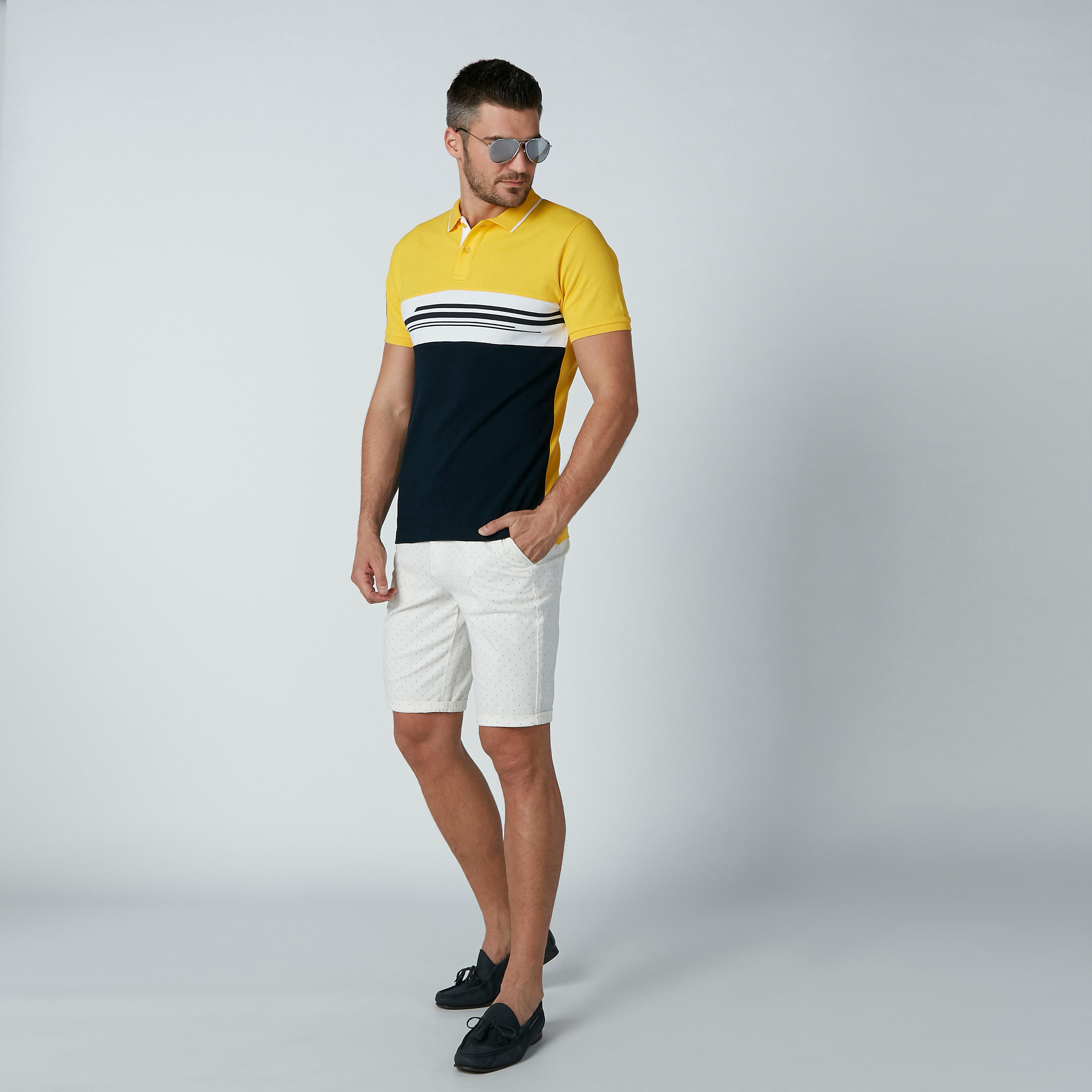 تيشرت بياقة بولو وأكمام قصيرة وطبعات-men-clothing-tshirtsandpolos-polos-image-2