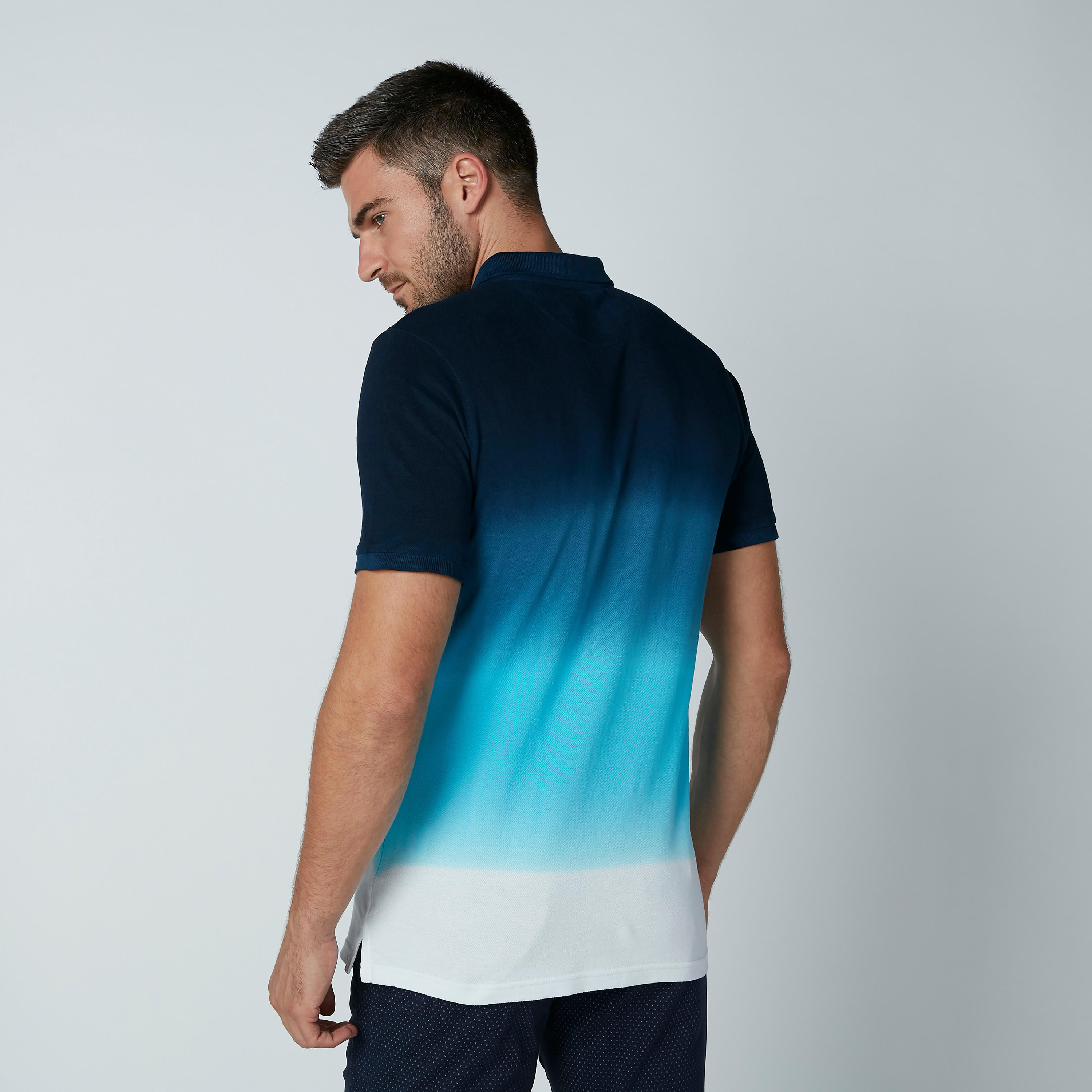 تيشيرت مستدام بياقة بولو وأكمام قصيرة وطبعات-men-clothing-tshirtsandpolos-polos-image-4