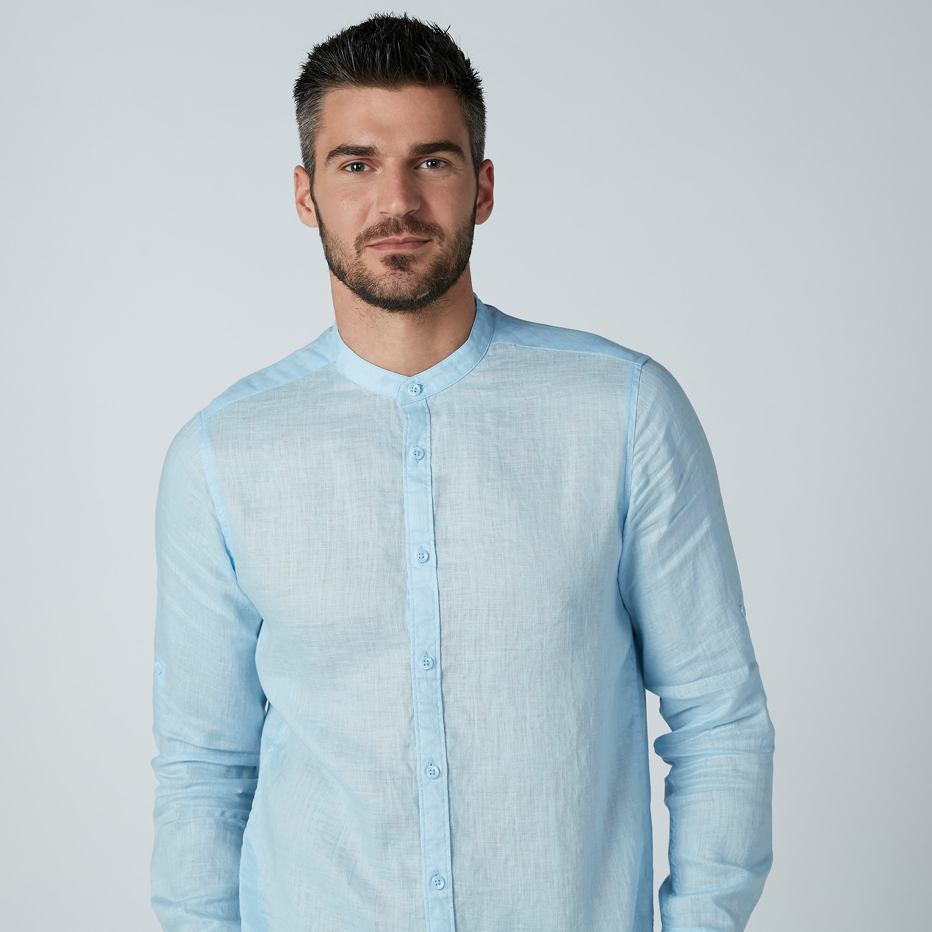 قميص سادة بياقة ماندارين وأكمام طويلة-men-clothing-shirts-image-3