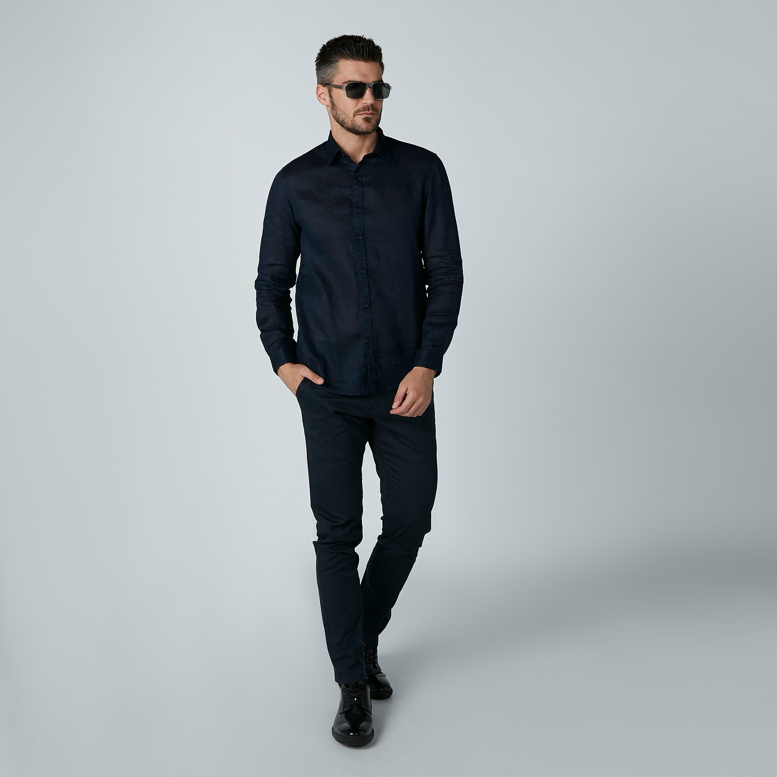 قميص سادة بأكمام طويلة وأزرار-men-clothing-shirts-image-5