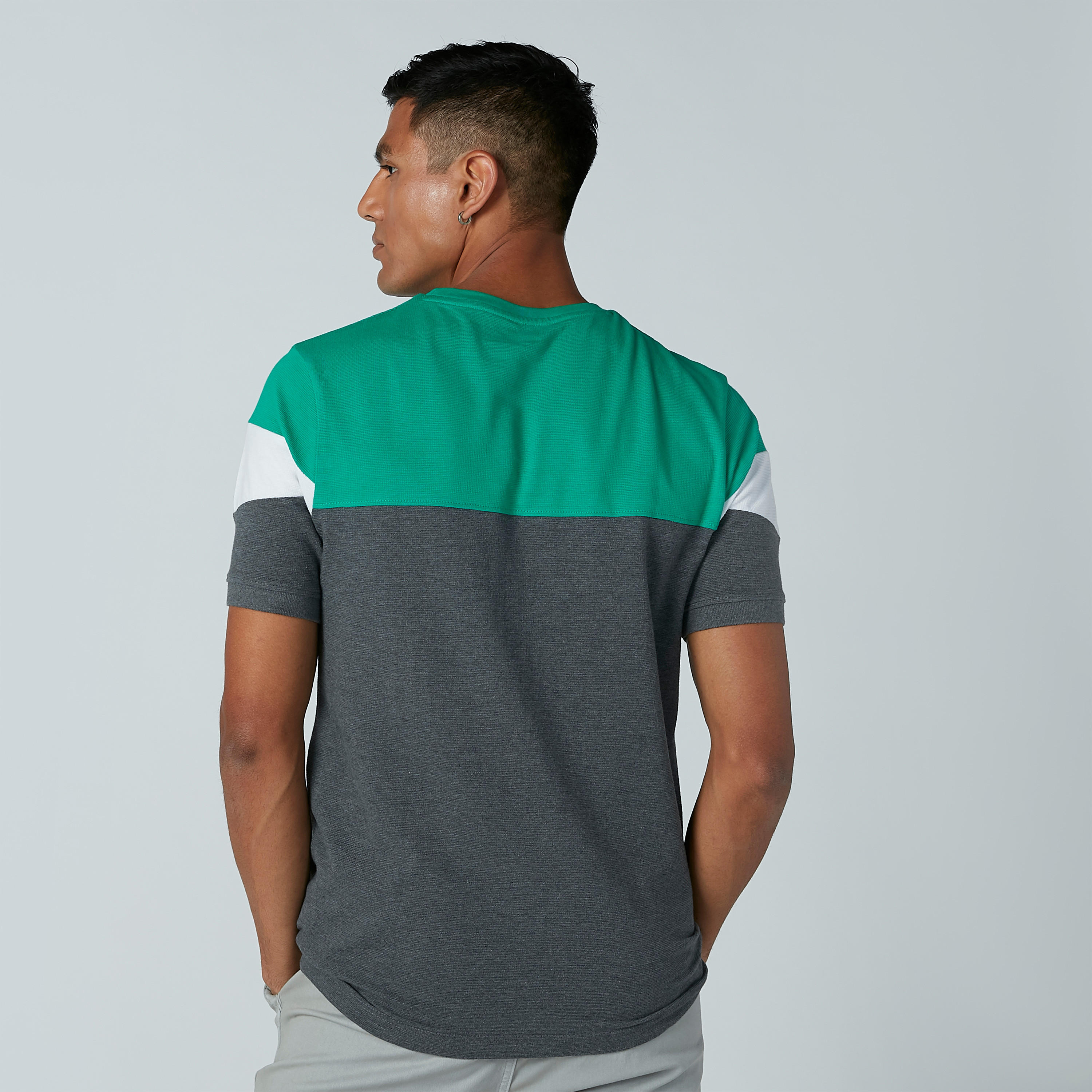 تيشيرت سادة بياقة مستديرة وأكمام قصيرة-men-clothing-tshirtsandpolos-tshirts-image-4