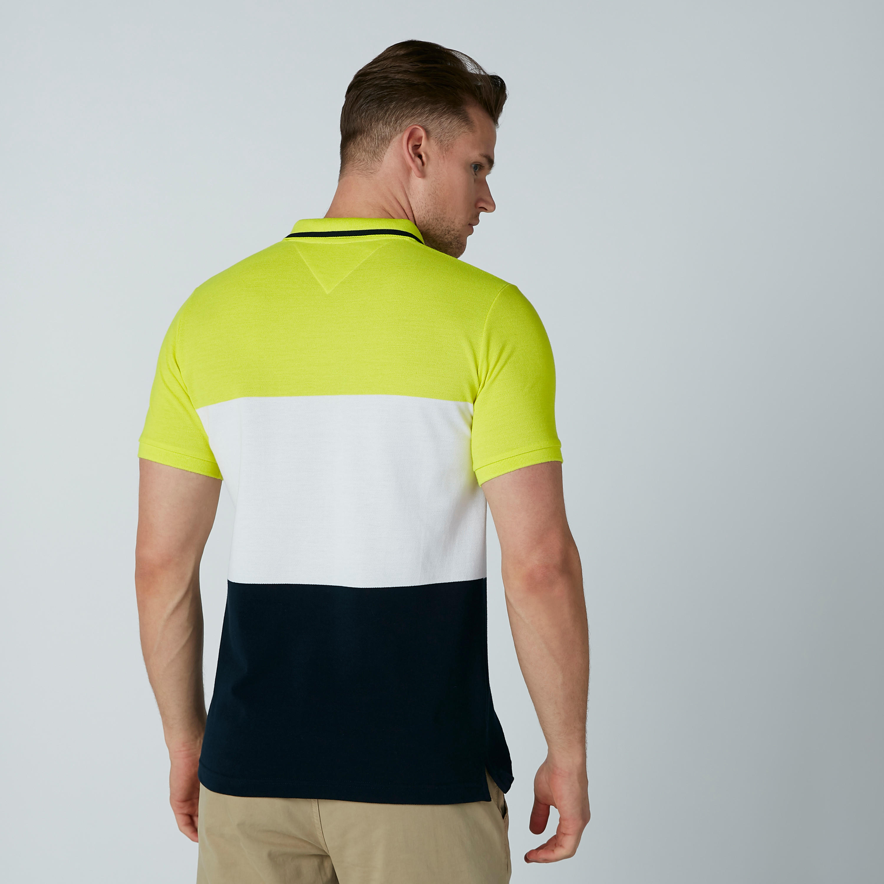 تيشيرت مقلّم بياقة بولو وأكمام قصيرة-men-clothing-tshirtsandpolos-polos-image-4