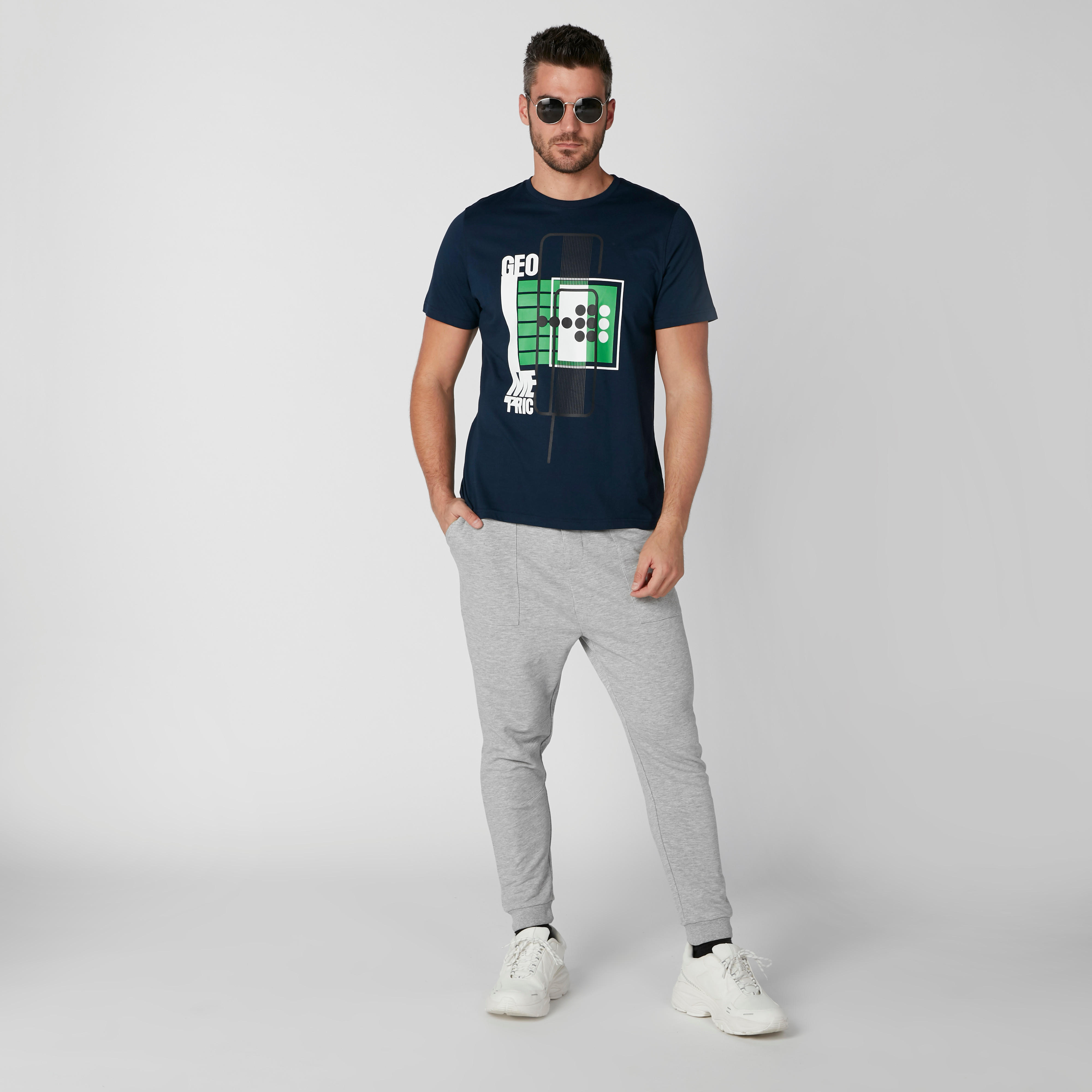 تيشيرت بياقة مستديرة وأكمام قصيرة وطبعات-men-clothing-tshirtsandpolos-tshirts-image-3