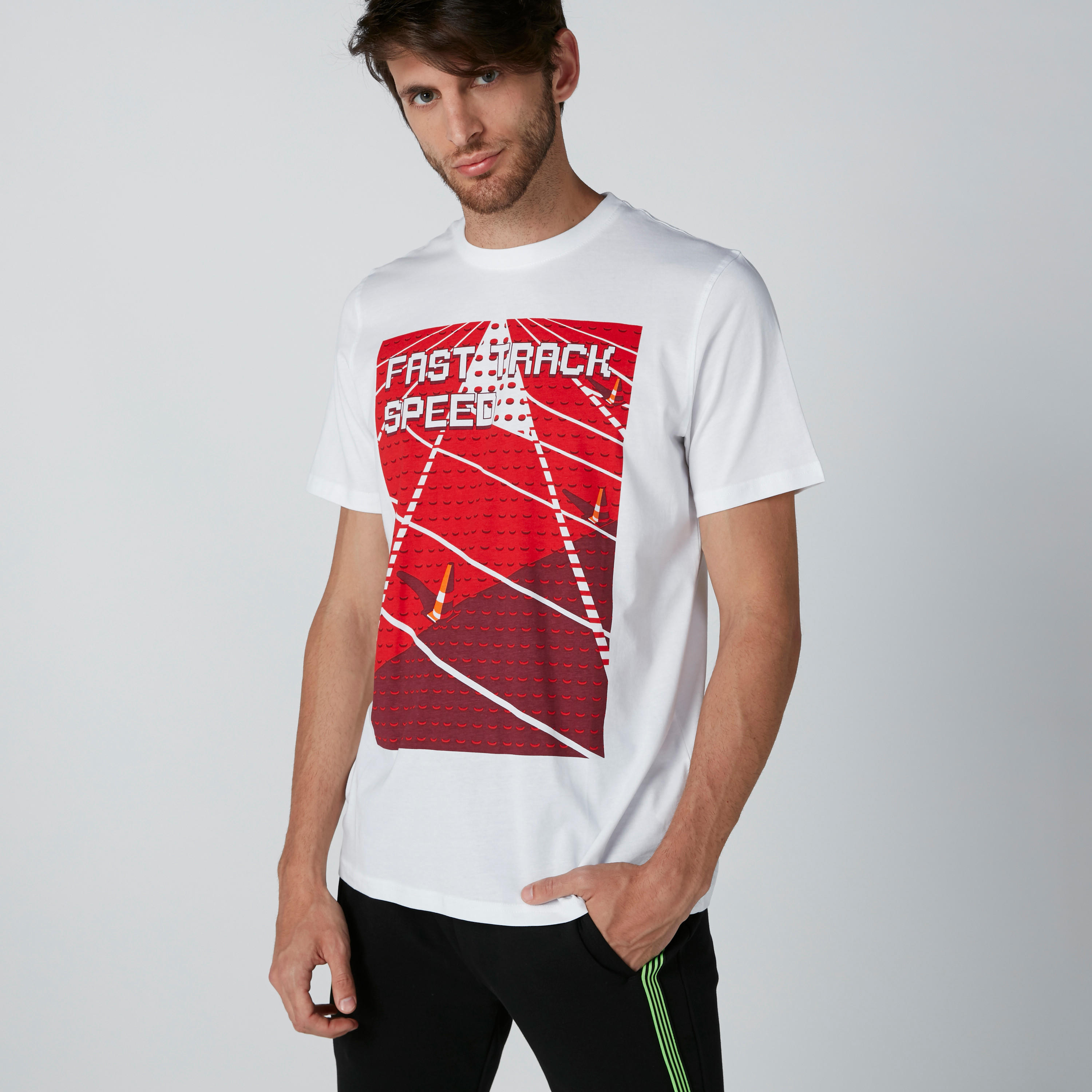 تيشيرت بياقة مستديرة وأكمام قصيرة وطبعات-men-clothing-tshirtsandpolos-tshirts-image-1
