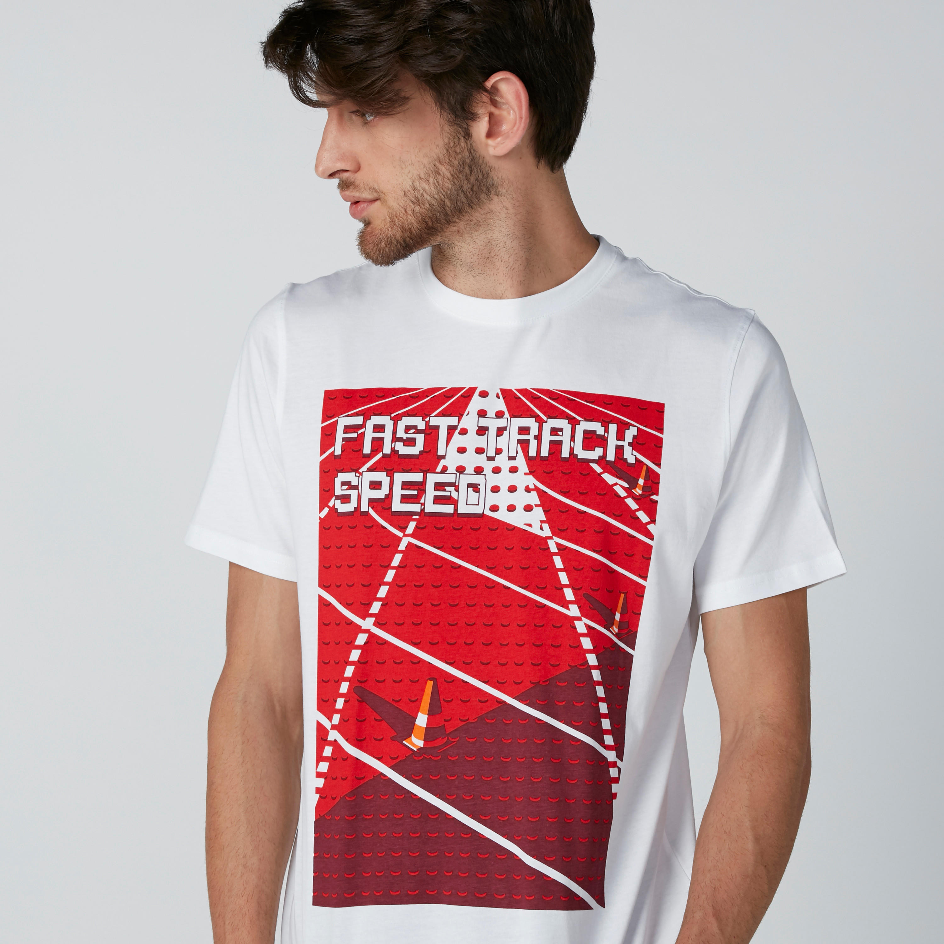 تيشيرت بياقة مستديرة وأكمام قصيرة وطبعات-men-clothing-tshirtsandpolos-tshirts-image-4