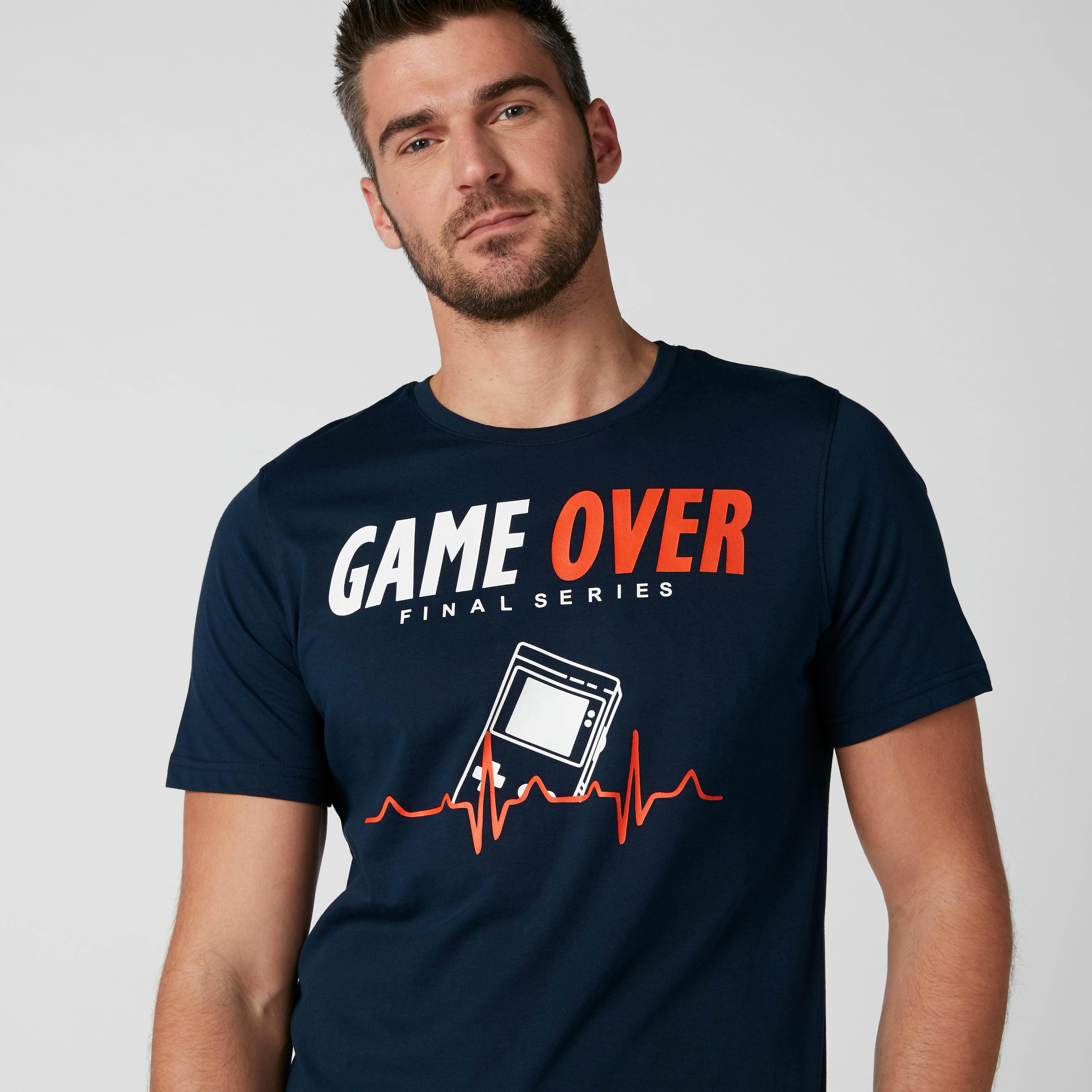 تيشيرت بقصّة عادية وأكمام قصيرة وطبعات-men-clothing-tshirtsandpolos-tshirts-image-1