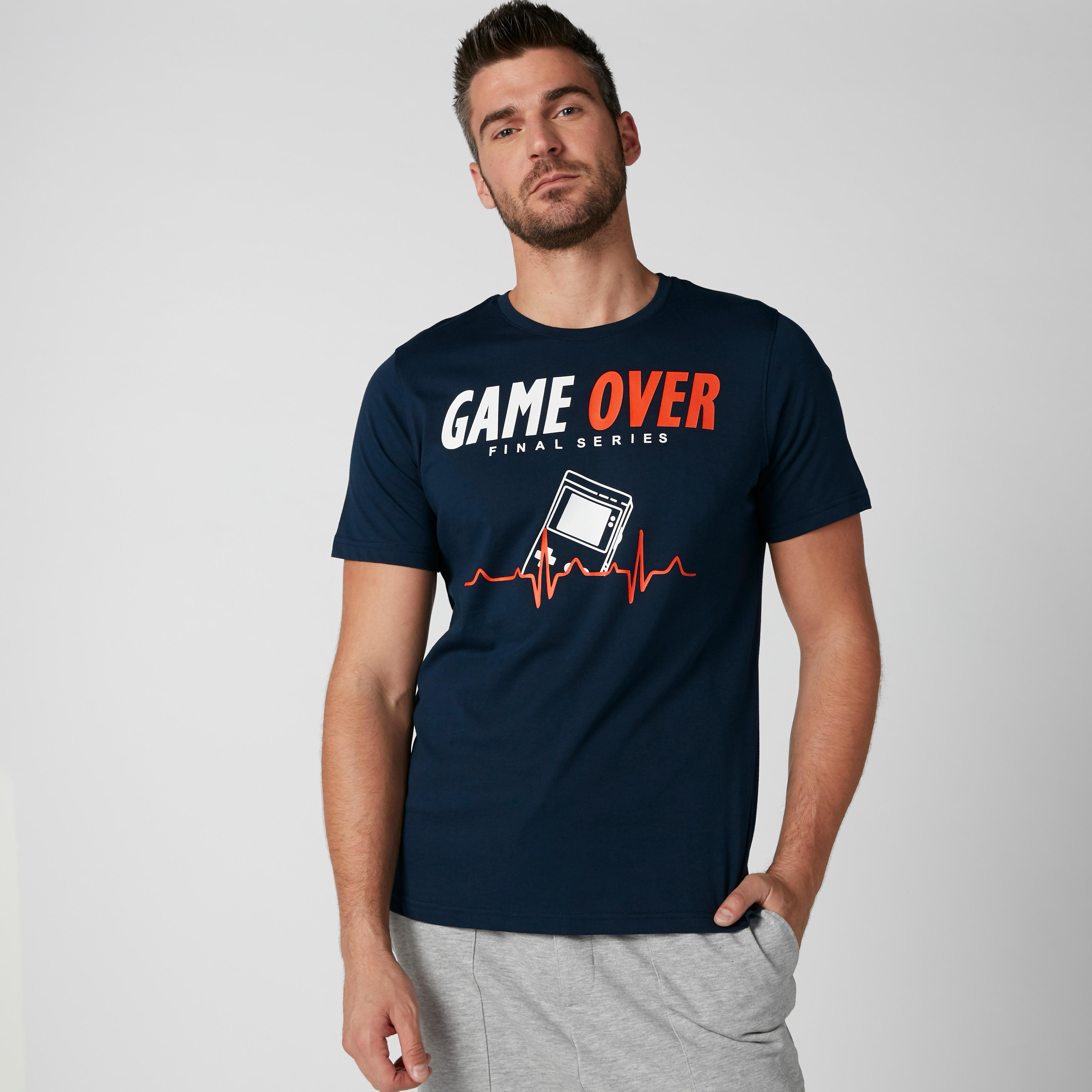 تيشيرت بقصّة عادية وأكمام قصيرة وطبعات-men-clothing-tshirtsandpolos-tshirts-image-4