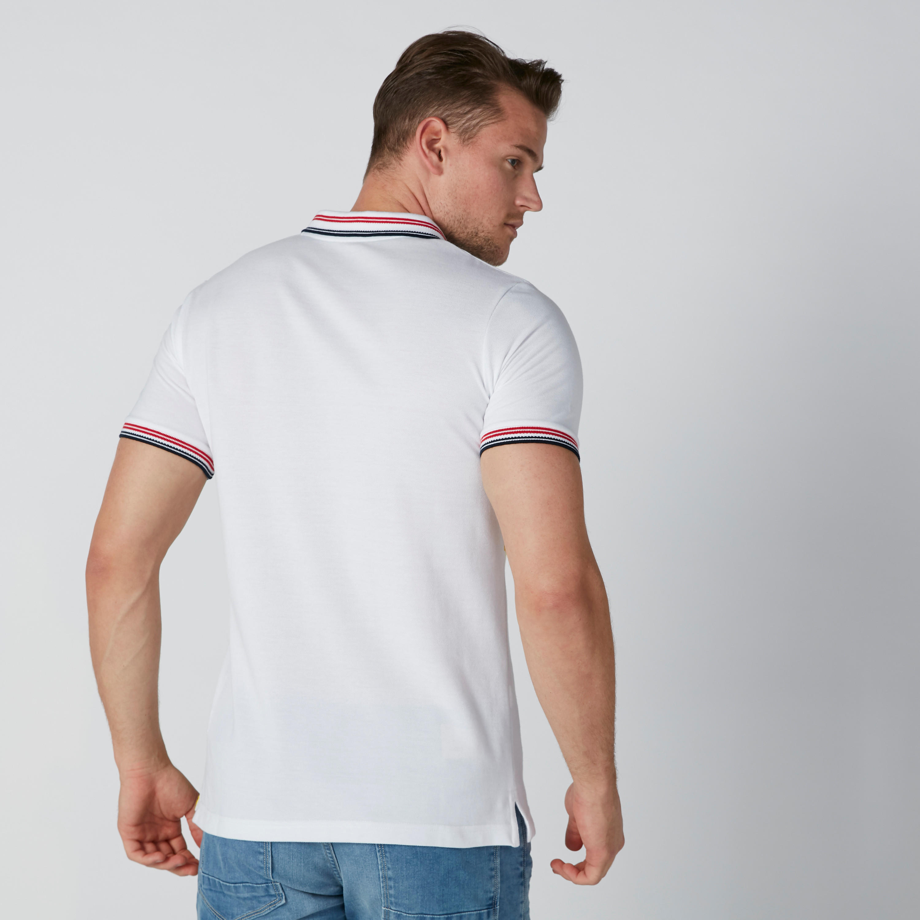 تيشيرت مقلّم بياقة بولو وأكمام قصيرة-men-clothing-tshirtsandpolos-polos-image-2