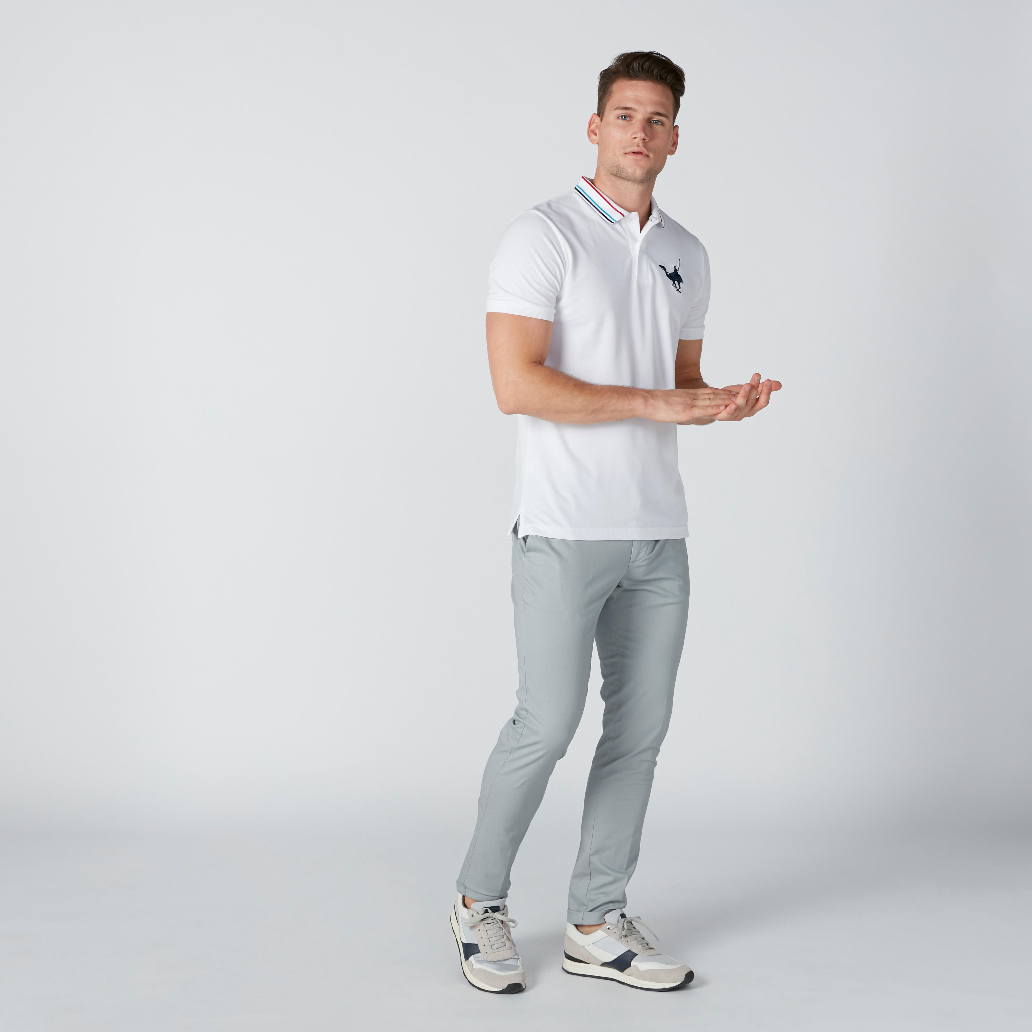 تيشيرت مطرّز بياقة بولو وأكمام قصيرة-men-clothing-tshirtsandpolos-polos-image-3