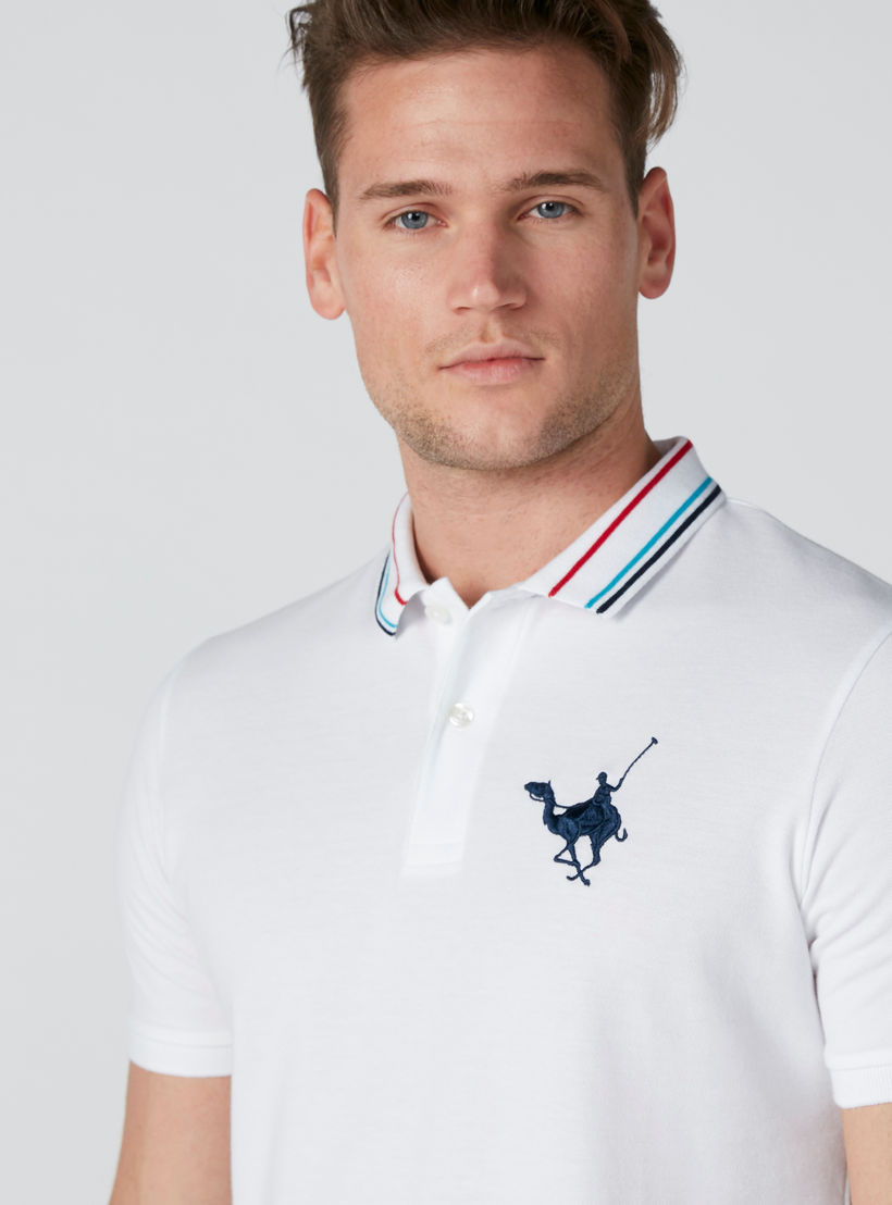 تيشيرت مطرّز بياقة بولو وأكمام قصيرة-men-clothing-tshirtsandpolos-polos-image-4