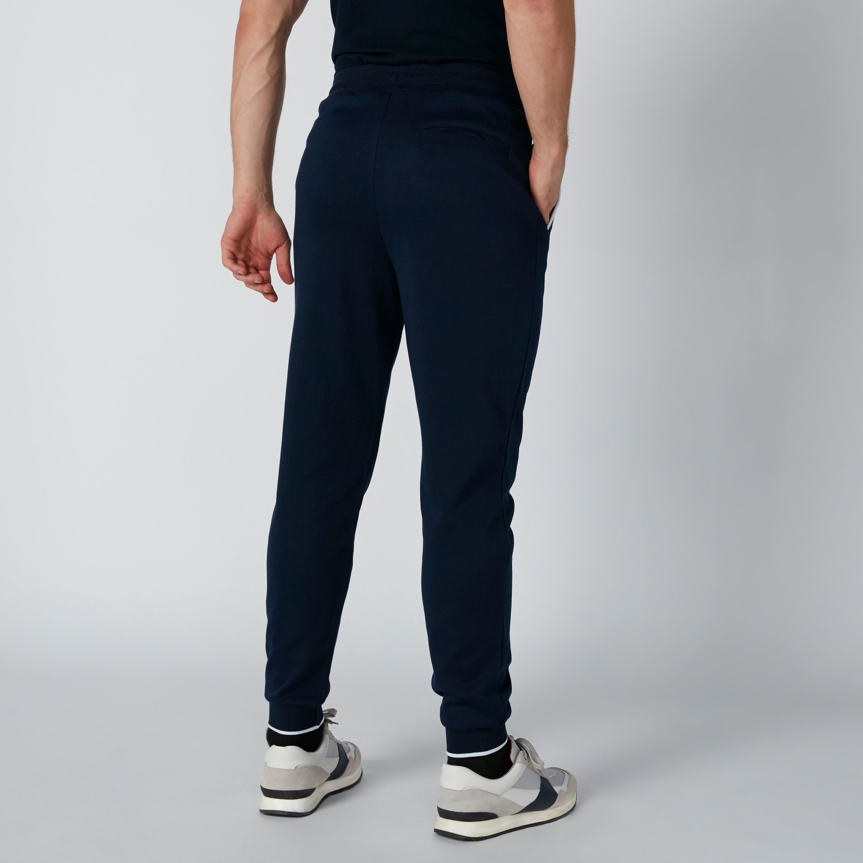 بنطال رياضي بقصة عادية وجيوب-men-clothing-bottoms-joggers-image-2