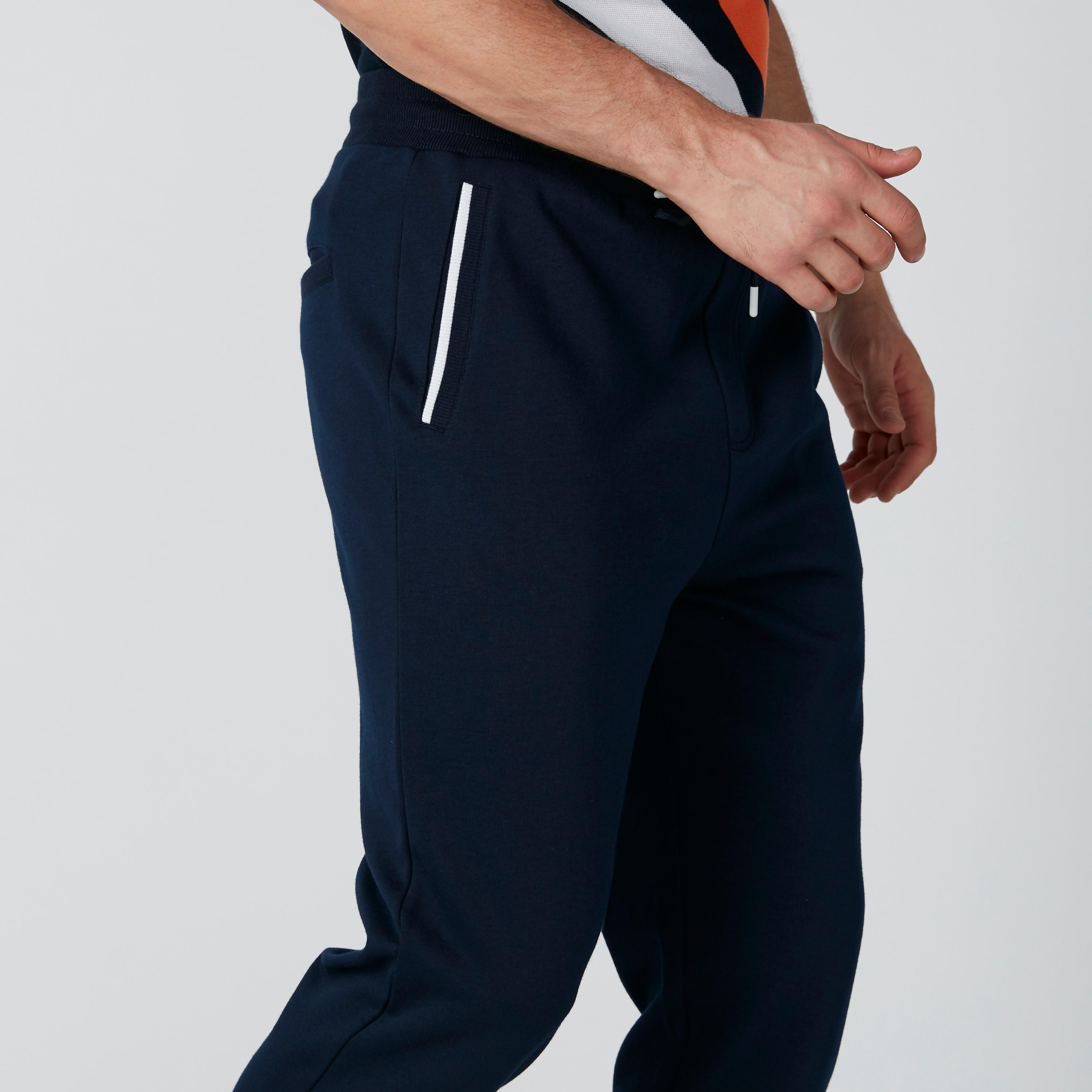 بنطال رياضي بقصة عادية وجيوب-men-clothing-bottoms-joggers-image-4