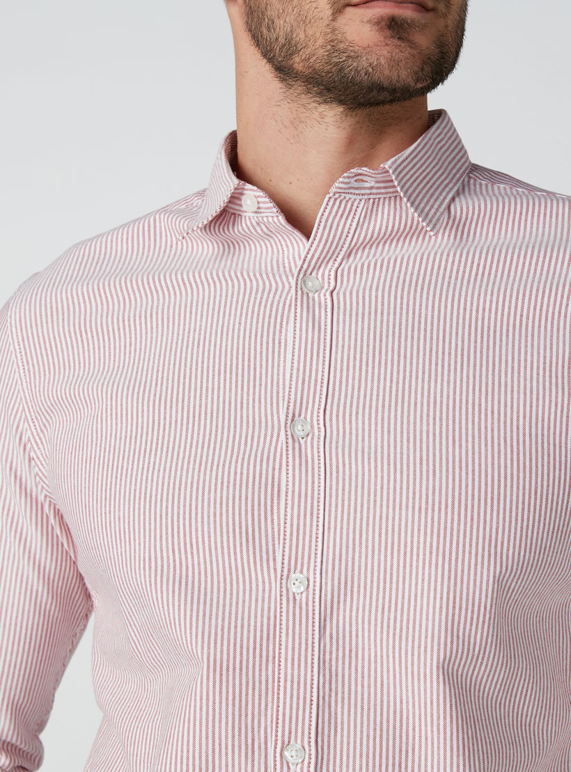 قميص مقلّم بأكمام طويلة وأزرار-men-clothing-shirts-image-1