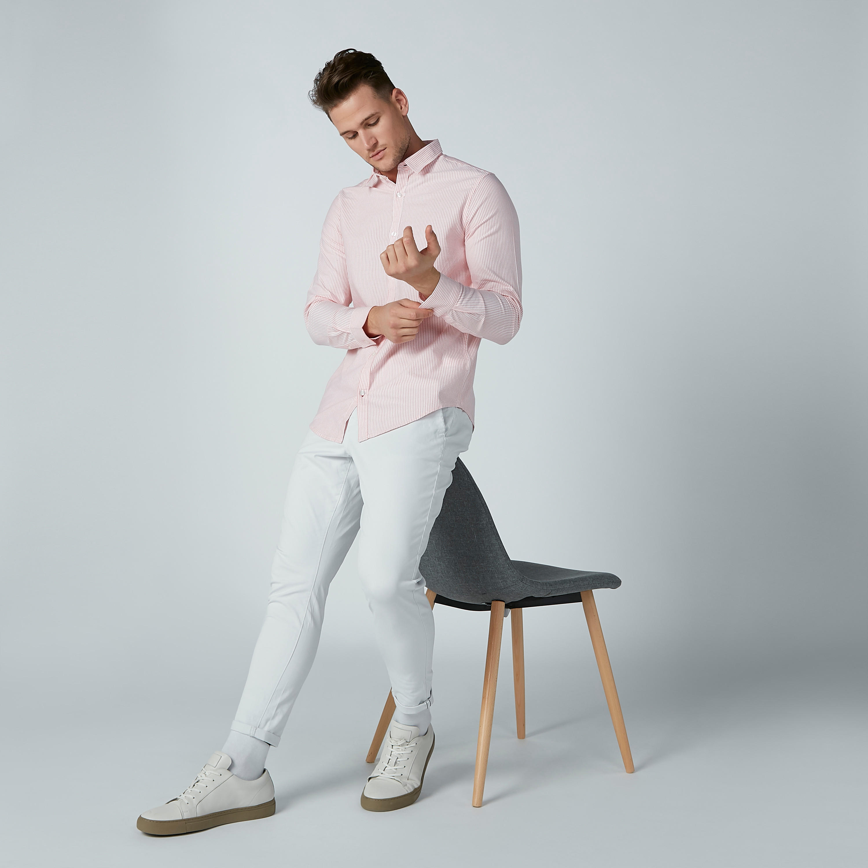قميص مقلّم بأكمام طويلة وأزرار-men-clothing-shirts-image-1