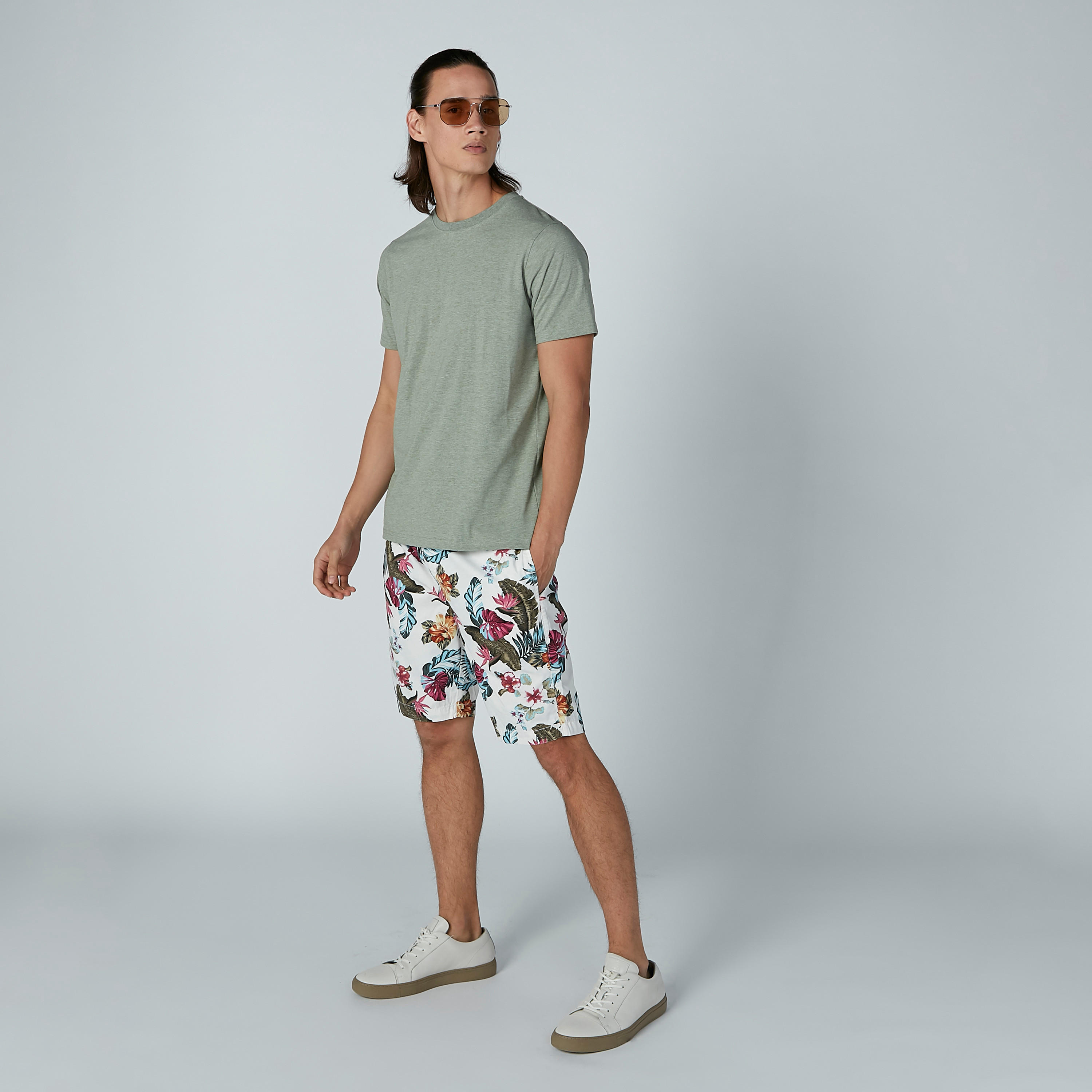 تيشيرت سادة بياقة مستديرة وأكمام قصيرة-men-clothing-tshirtsandpolos-tshirts-image-1