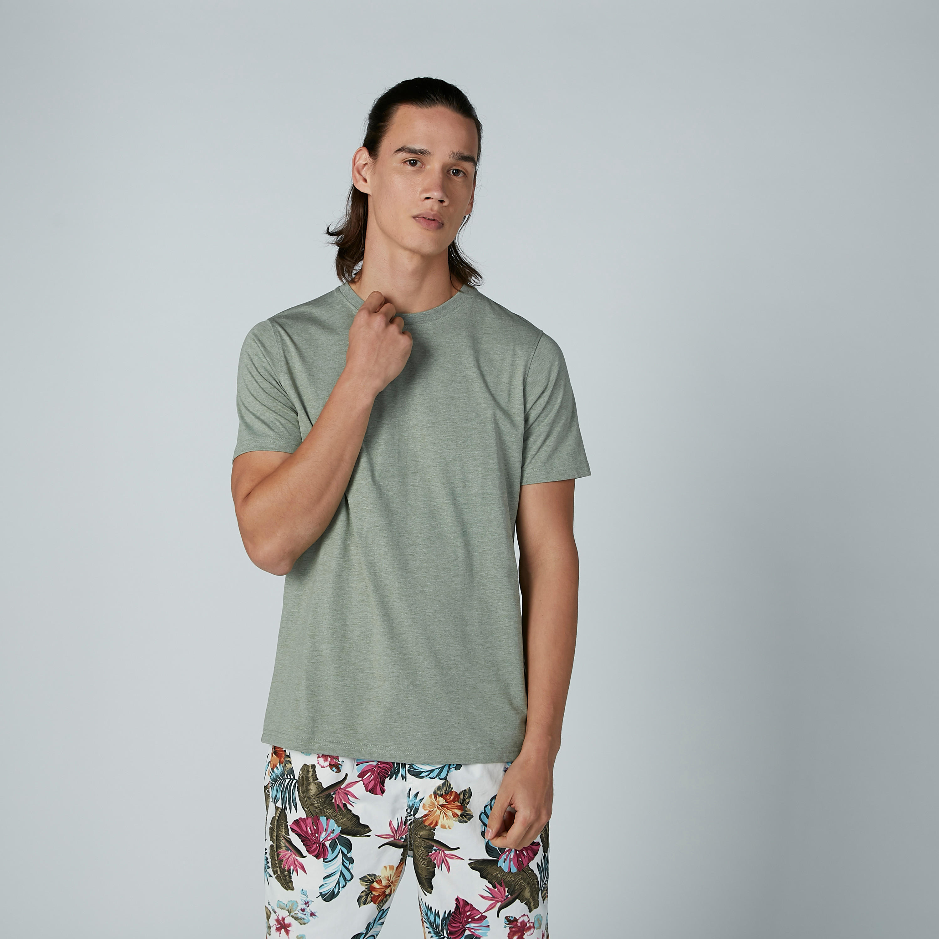 تيشيرت سادة بياقة مستديرة وأكمام قصيرة-men-clothing-tshirtsandpolos-tshirts-image-3