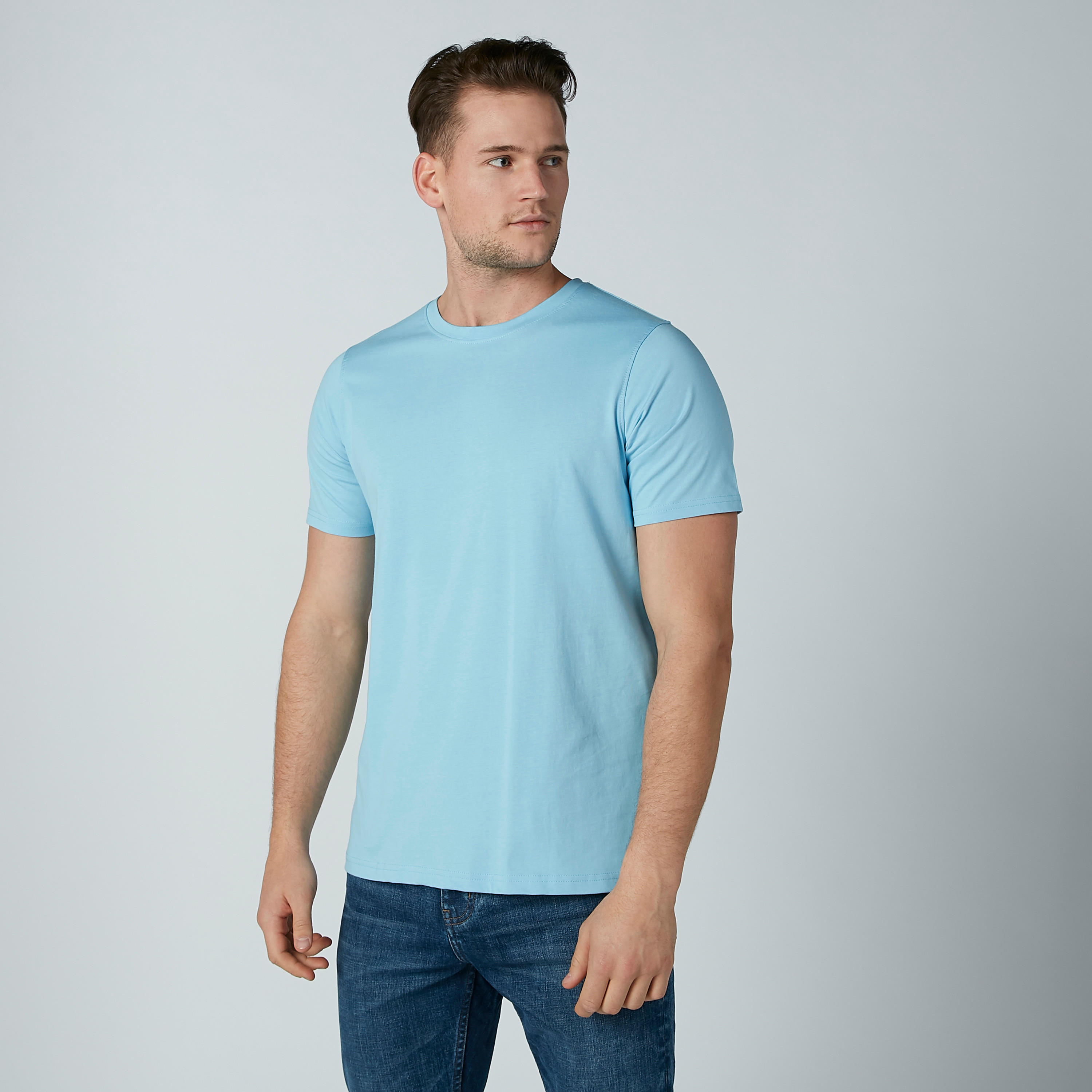 تيشيرت سادة بياقة ضيّقة وأكمام قصيرة-men-clothing-tshirtsandpolos-tshirts-image-3