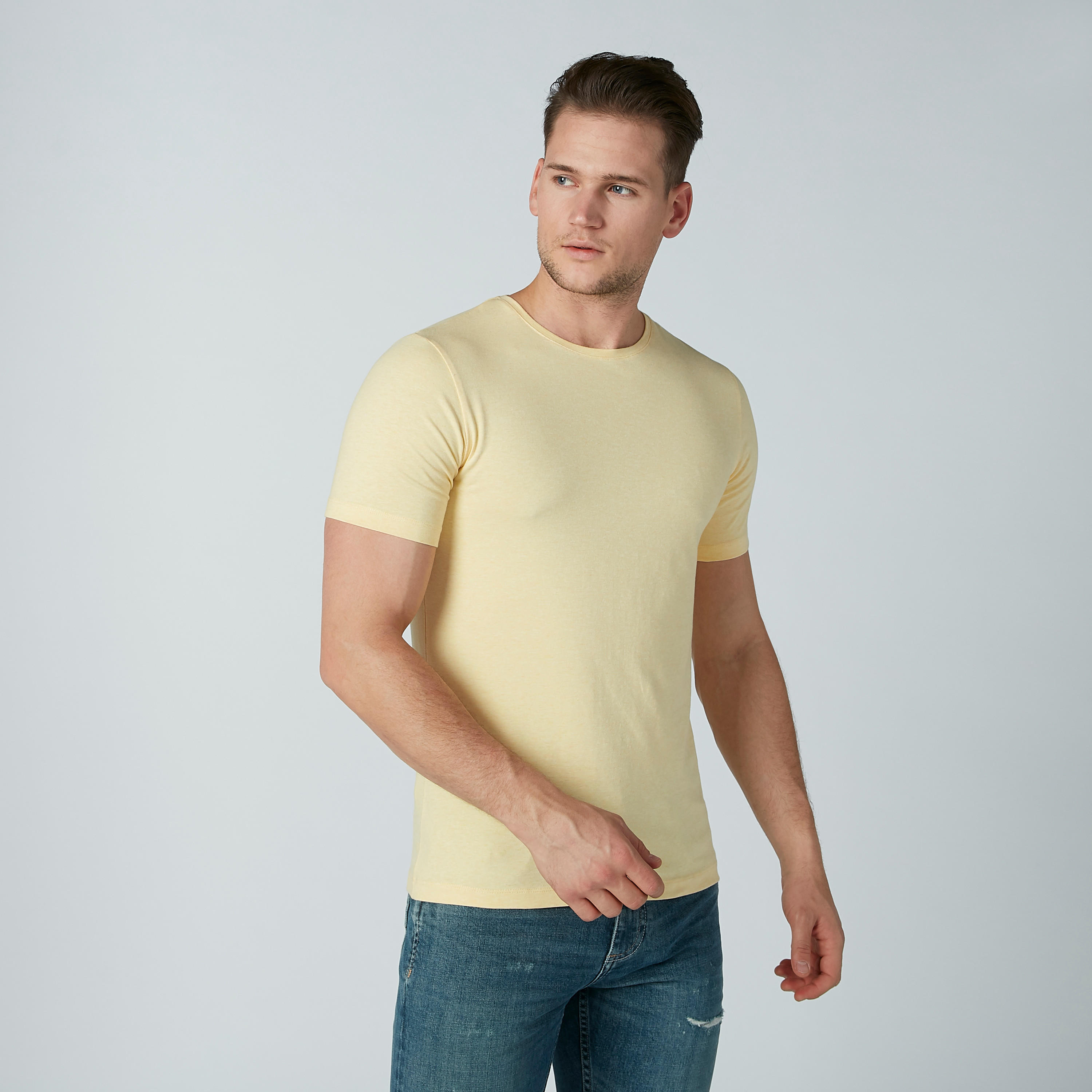 تيشيرت سادة بياقة مستديرة وأكمام قصيرة-men-clothing-tshirtsandpolos-tshirts-image-4