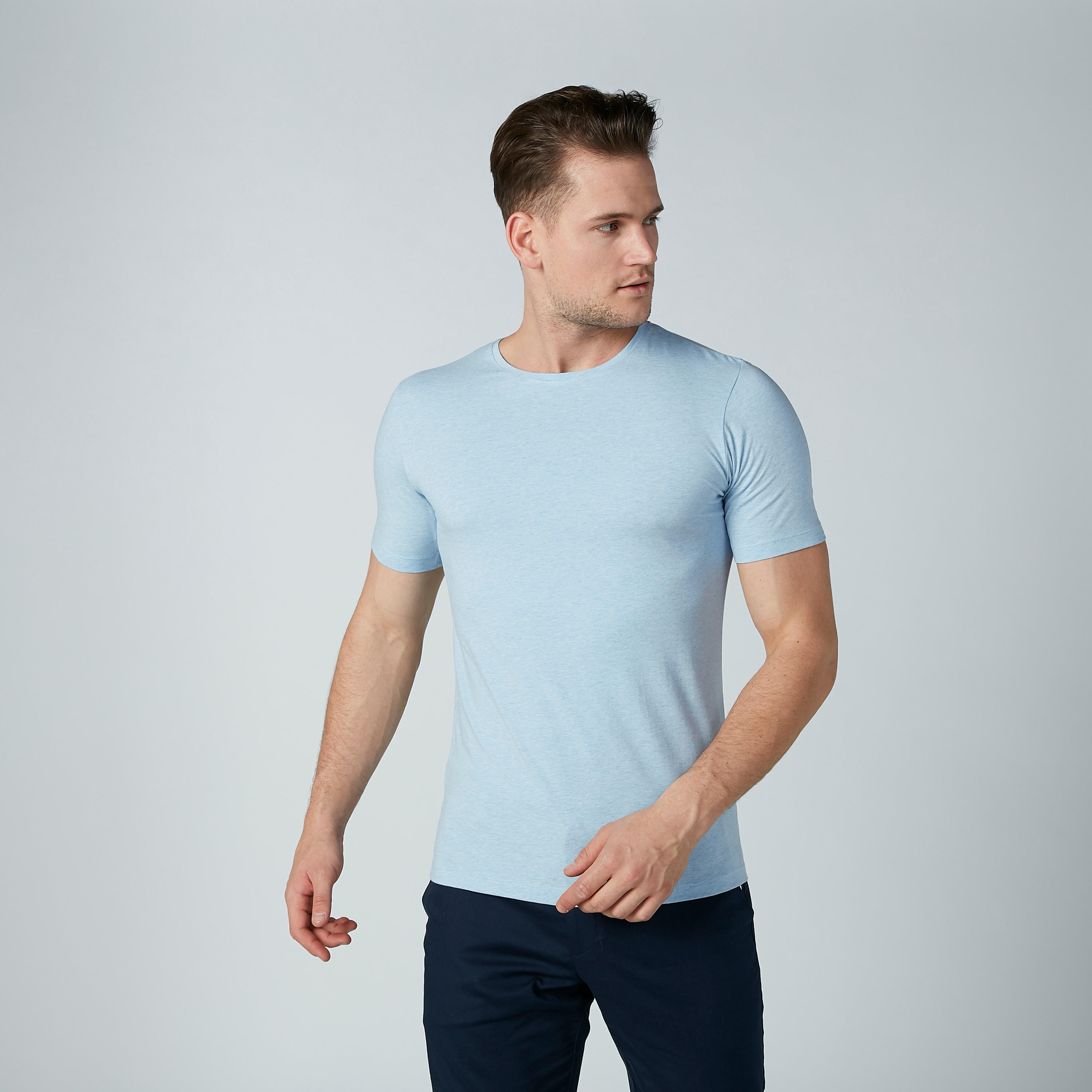 تيشيرت سادة بياقة ضيّقة وأكمام قصيرة-men-clothing-tshirtsandpolos-tshirts-image-4