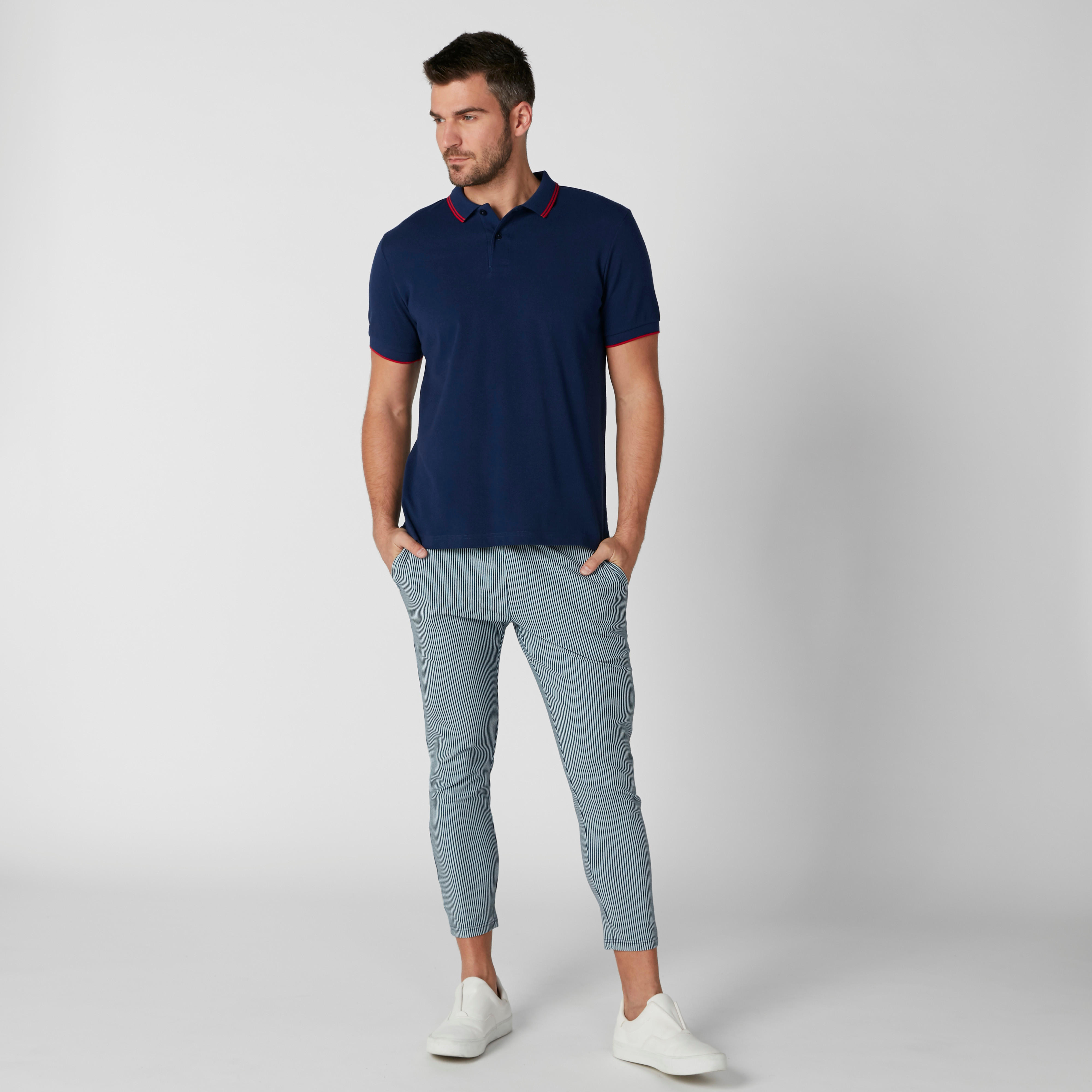 تيشيرت بقصّة عادية وياقة بولو وأكمام قصيرة-men-clothing-tshirtsandpolos-polos-image-3