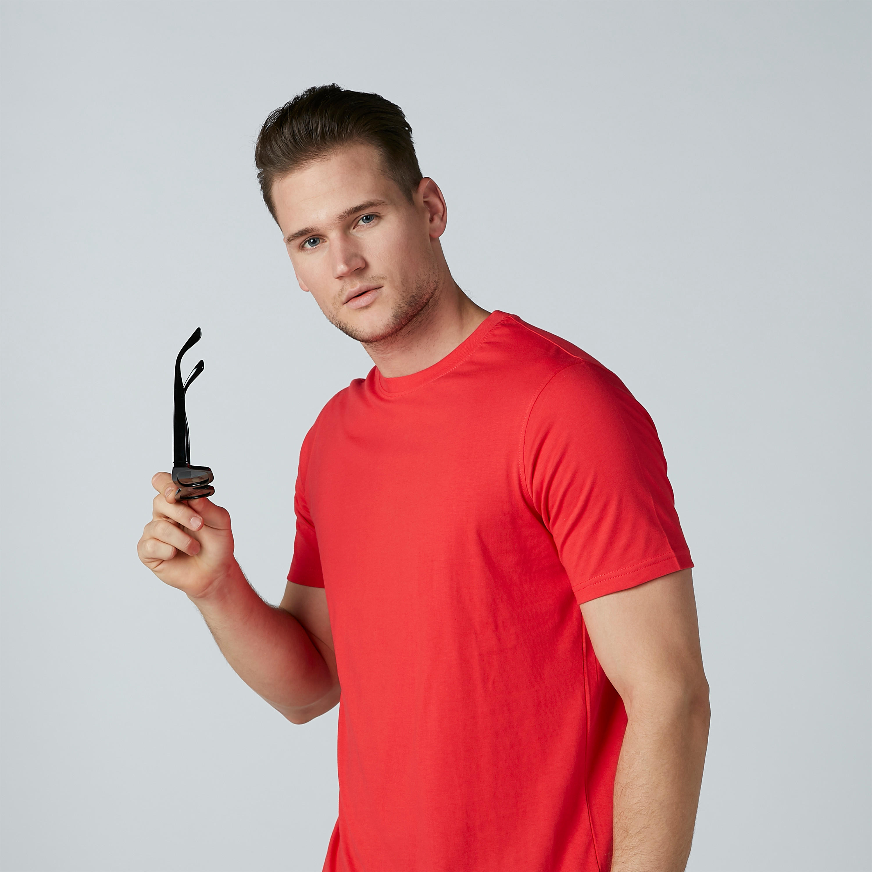 تيشيرت سادة بياقة مستديرة وأكمام قصيرة-men-clothing-tshirtsandpolos-tshirts-image-3