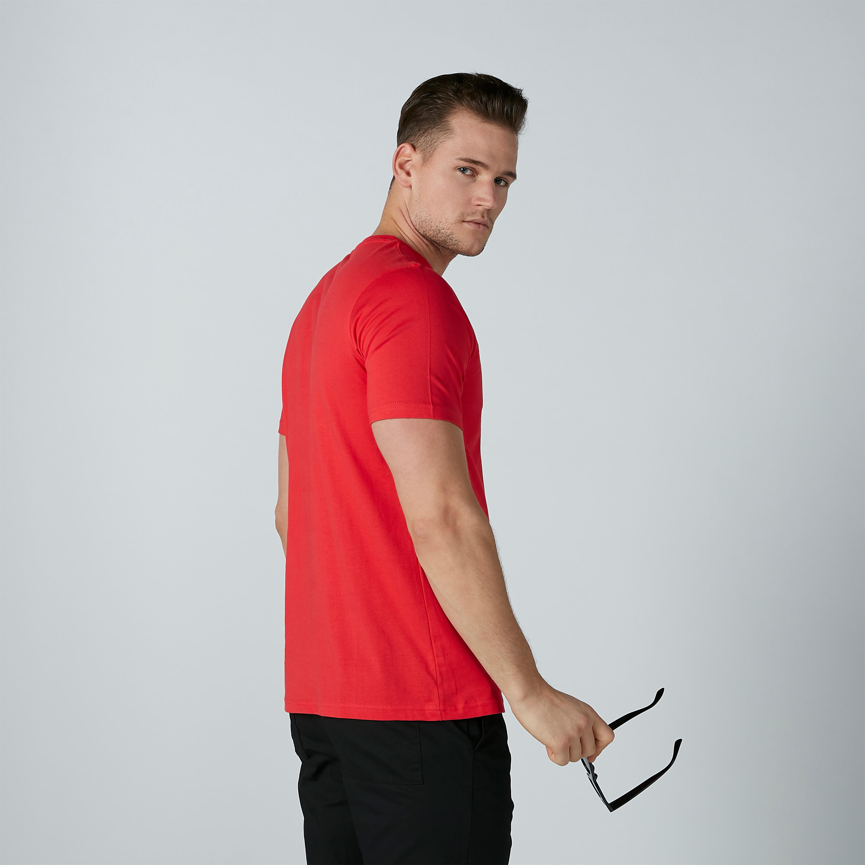 تيشيرت سادة بياقة مستديرة وأكمام قصيرة-men-clothing-tshirtsandpolos-tshirts-image-1