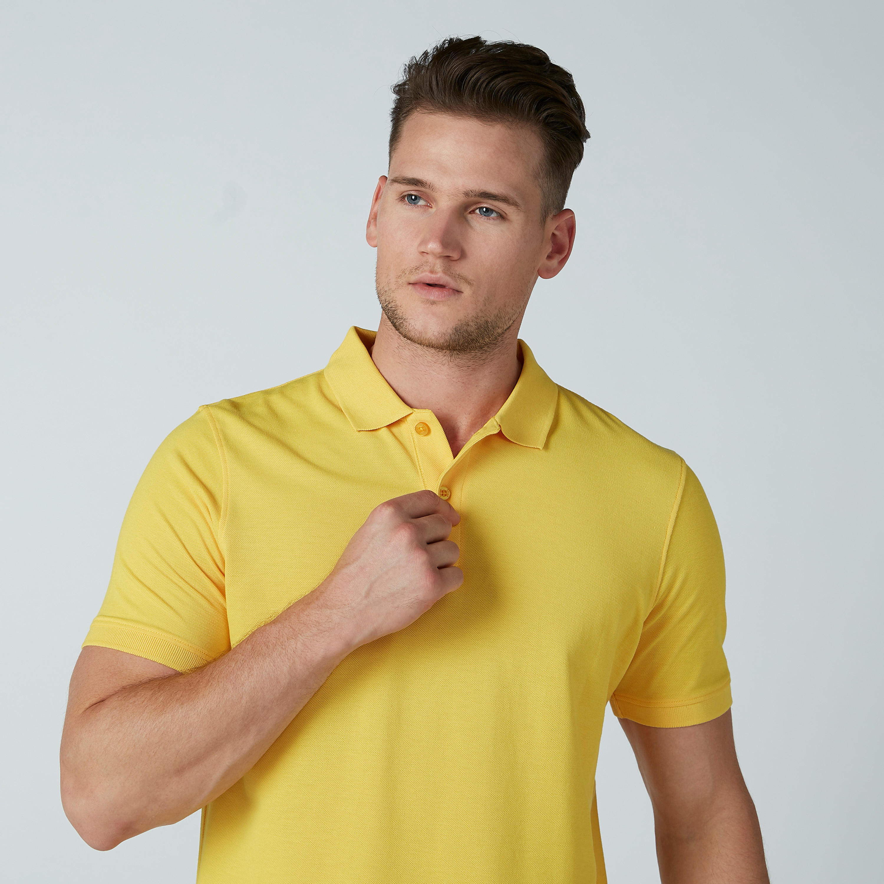 تيشرت سادة بياقة بولو وأكمام قصيرة-men-clothing-tshirtsandpolos-polos-image-3