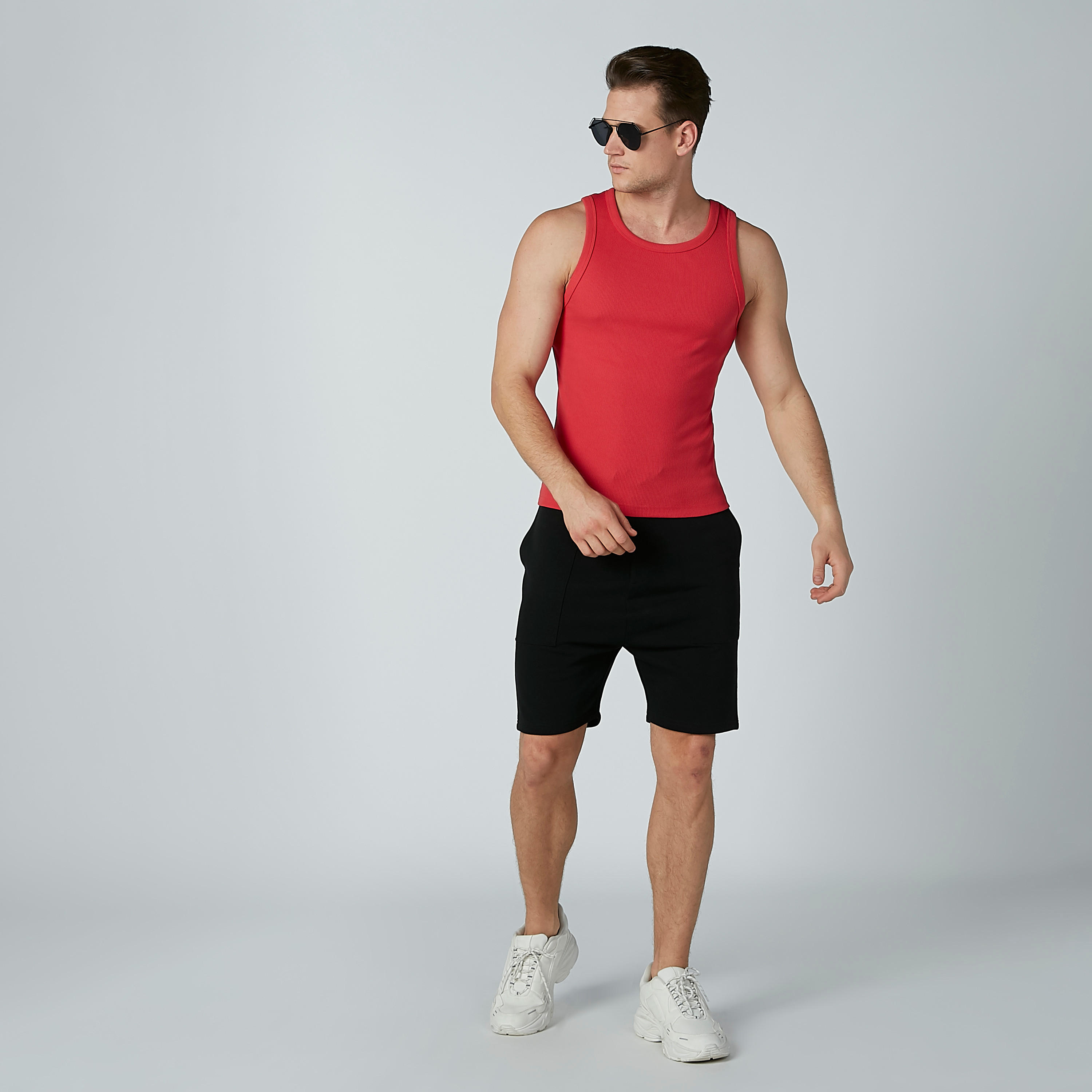 فيست دون أكمام بياقة عميقة-men-clothing-tshirtsandpolos-vests-image-1