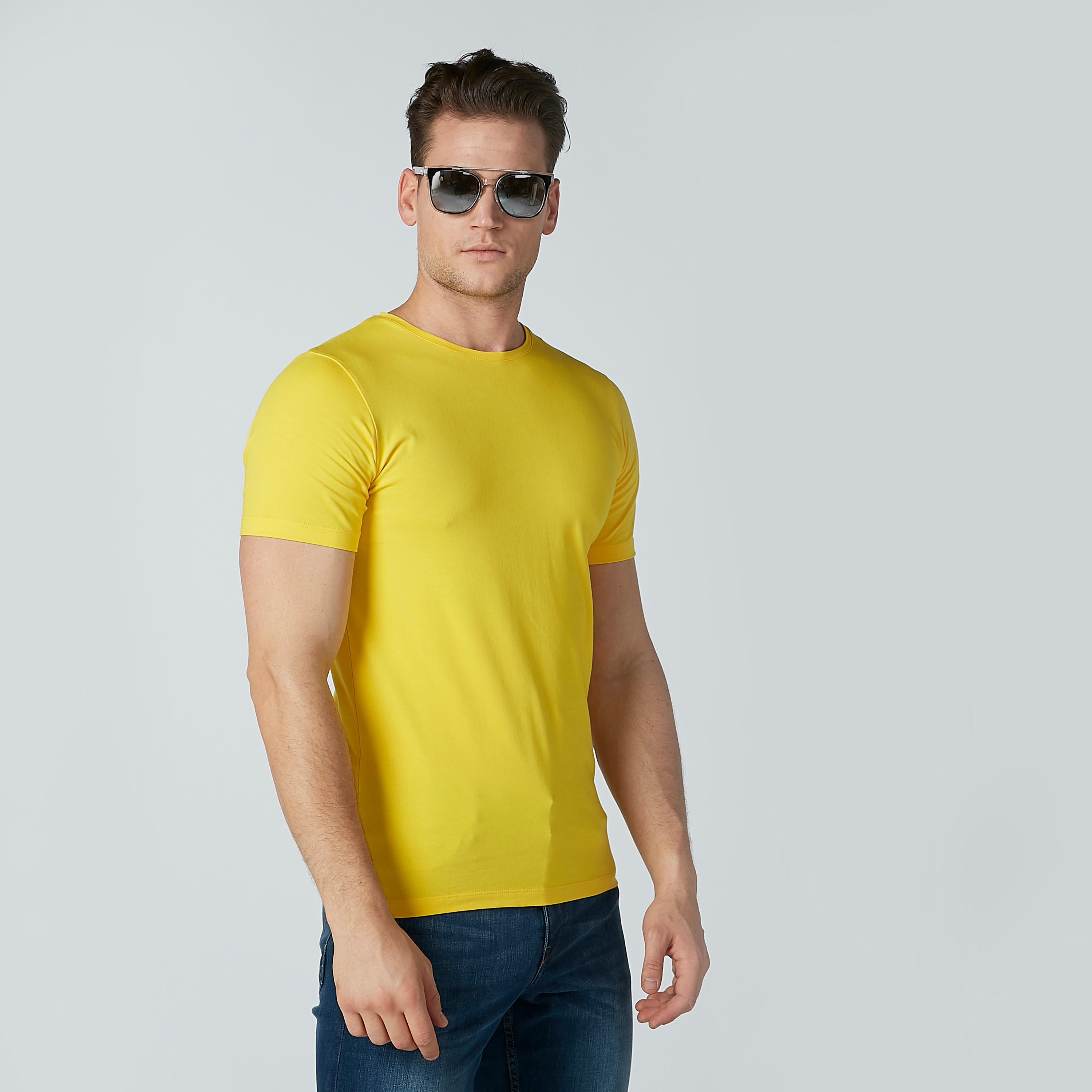 تيشرت سادة بياقة مستديرة وأكمام قصيرة-men-clothing-tshirtsandpolos-tshirts-image-4