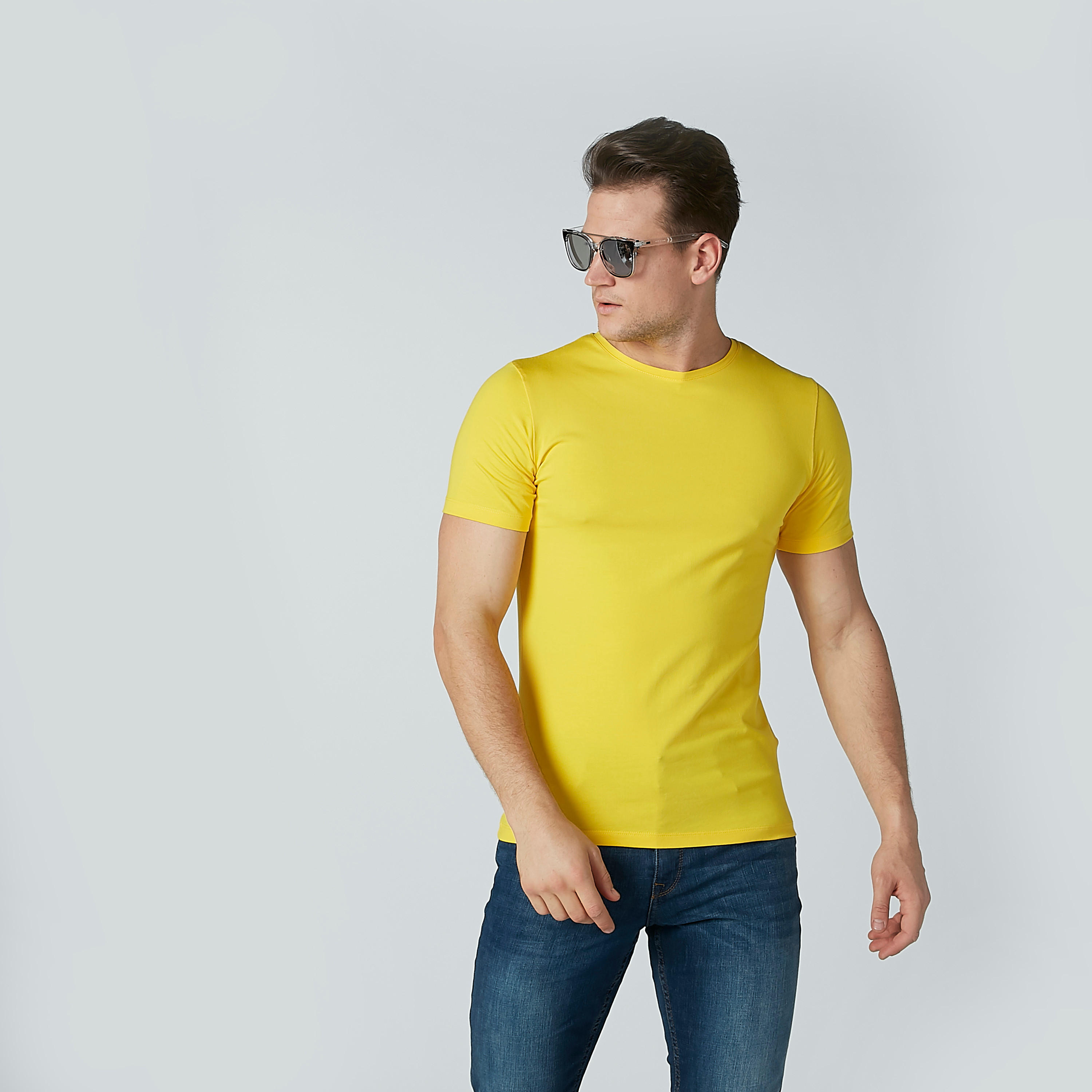 تيشرت سادة بياقة مستديرة وأكمام قصيرة-men-clothing-tshirtsandpolos-tshirts-image-3