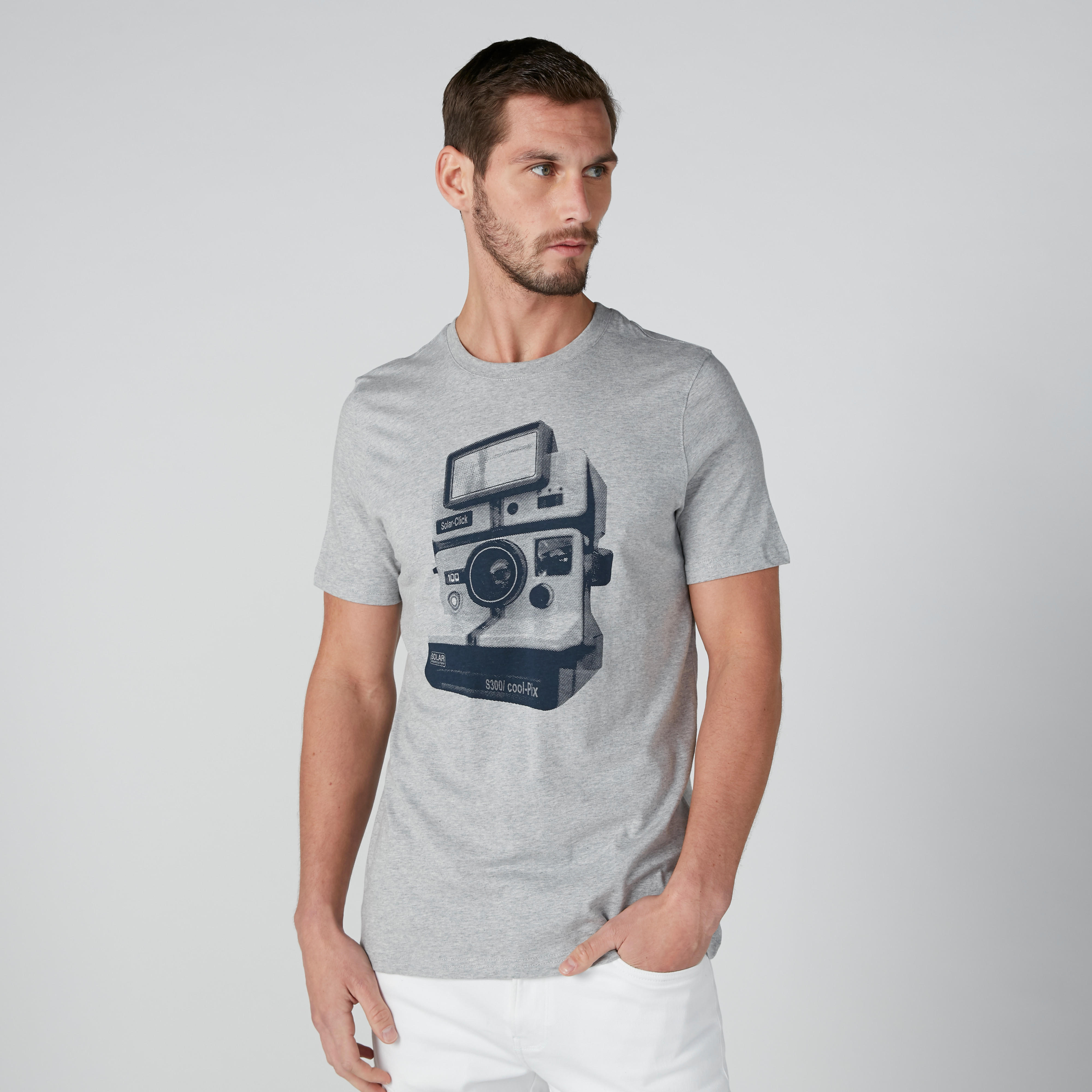 تيشيرت مستدام بقصّة عادية وأكمام قصيرة وطبعات-men-clothing-tshirtsandpolos-tshirts-image-1