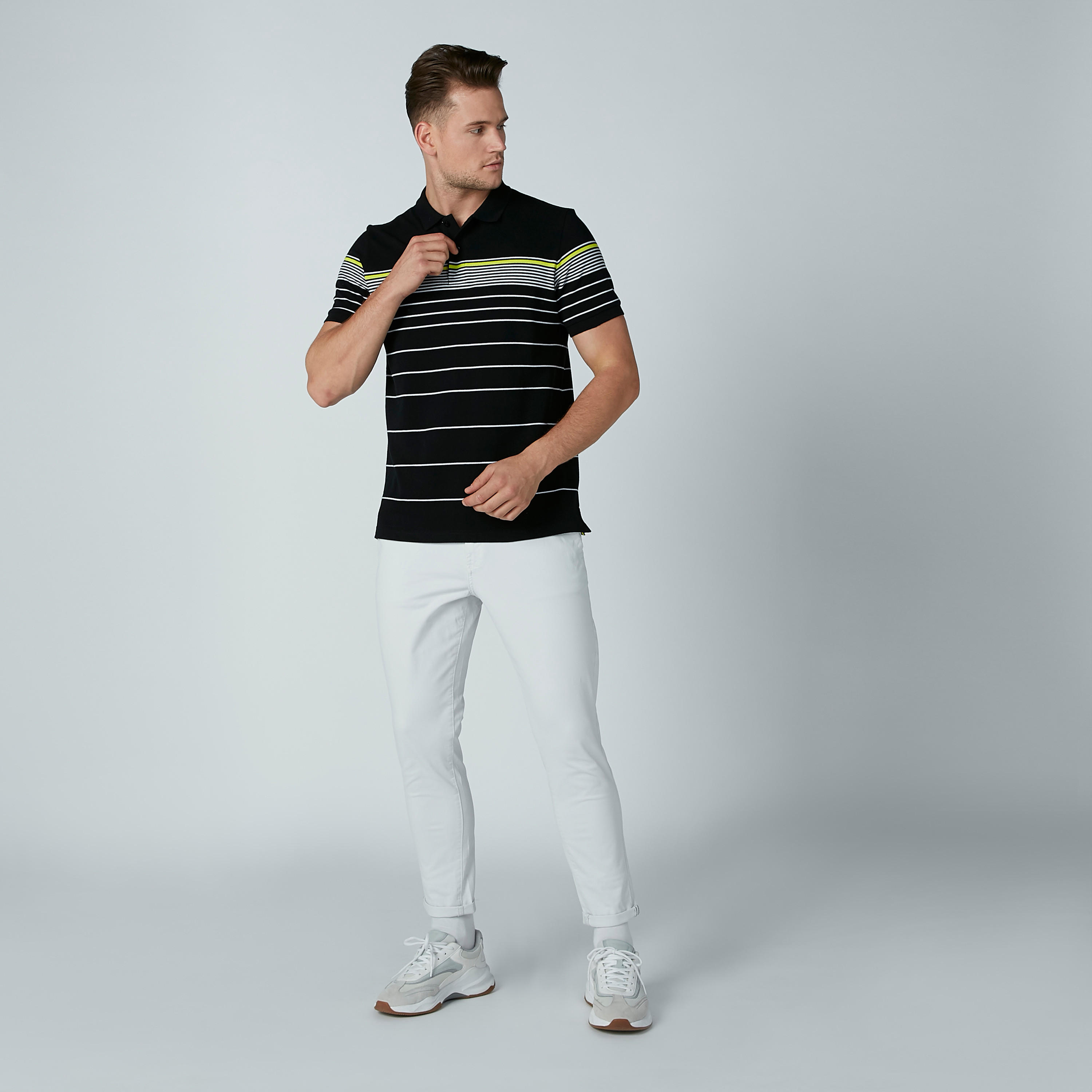 تيشيرت مقلّم بياقة بولو وأكمام قصيرة-men-clothing-tshirtsandpolos-polos-image-2