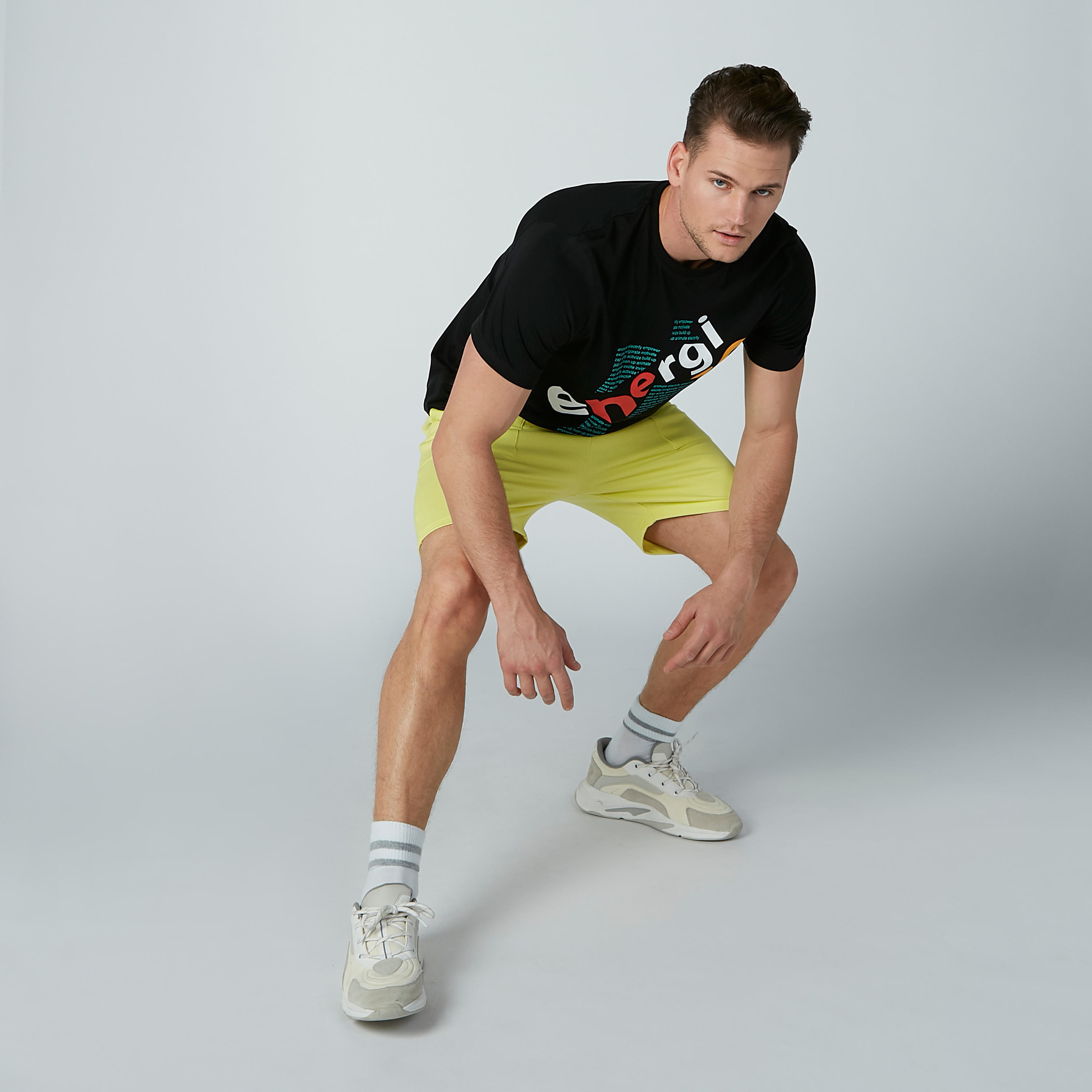 تيشيرت بياقة مستديرة وأكمام قصيرة وطبعات-men-clothing-tshirtsandpolos-tshirts-image-3