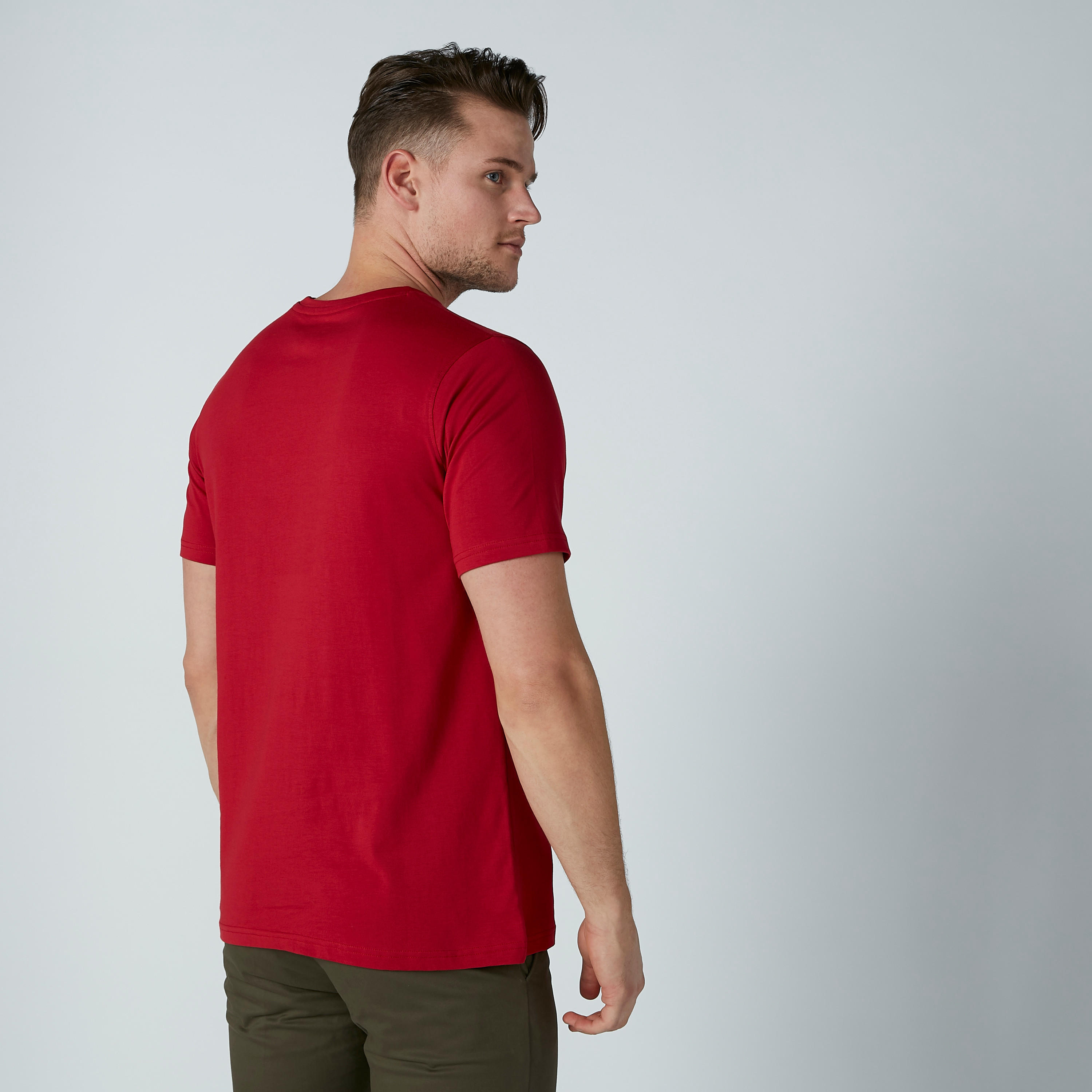 تيشيرت مستدام بياقة ضيّقة وأكمام قصيرة وطبعات -men-clothing-tshirtsandpolos-tshirts-image-4