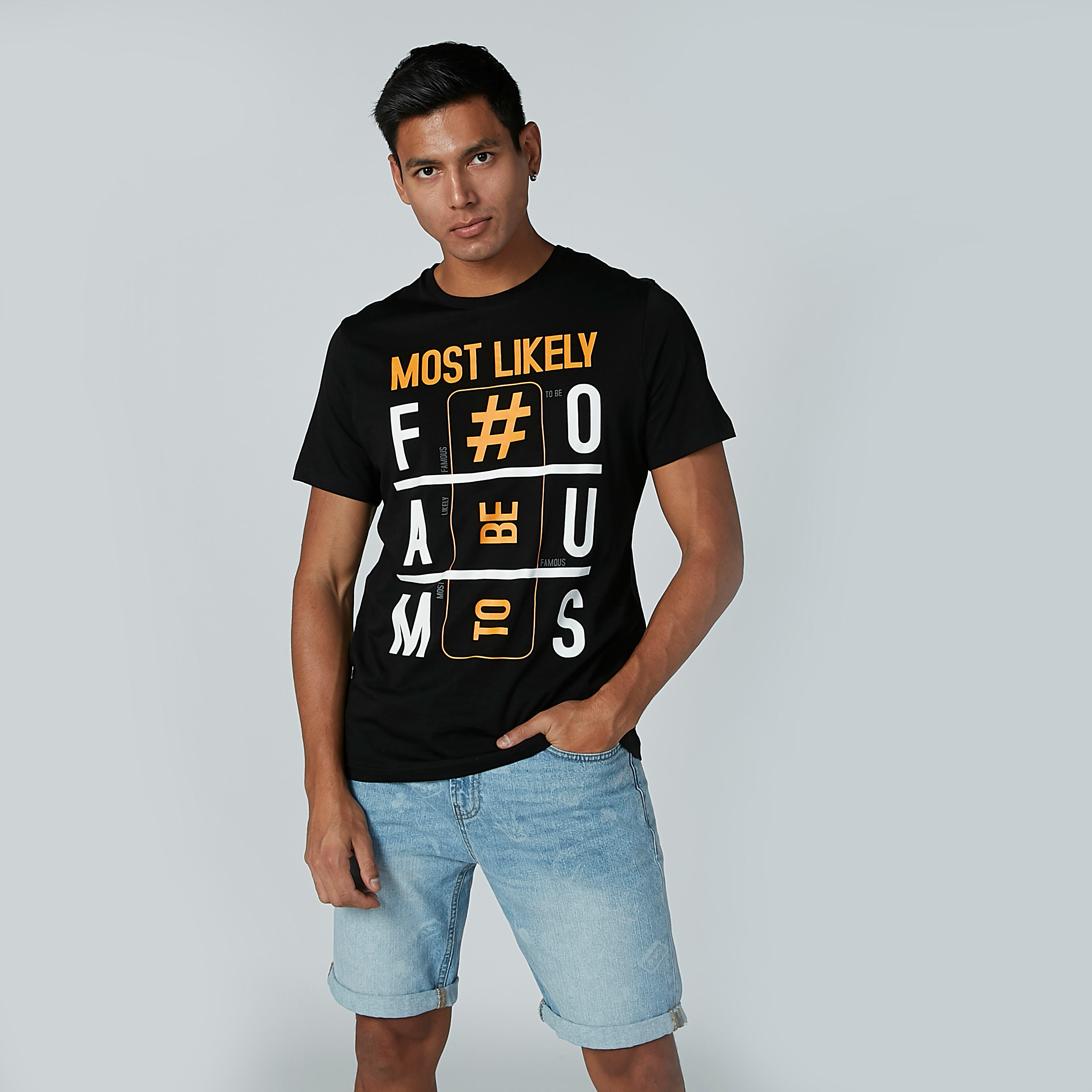 تيشيرت بياقة مستديرة وأكمام قصيرة وطبعات-men-clothing-tshirtsandpolos-tshirts-image-1