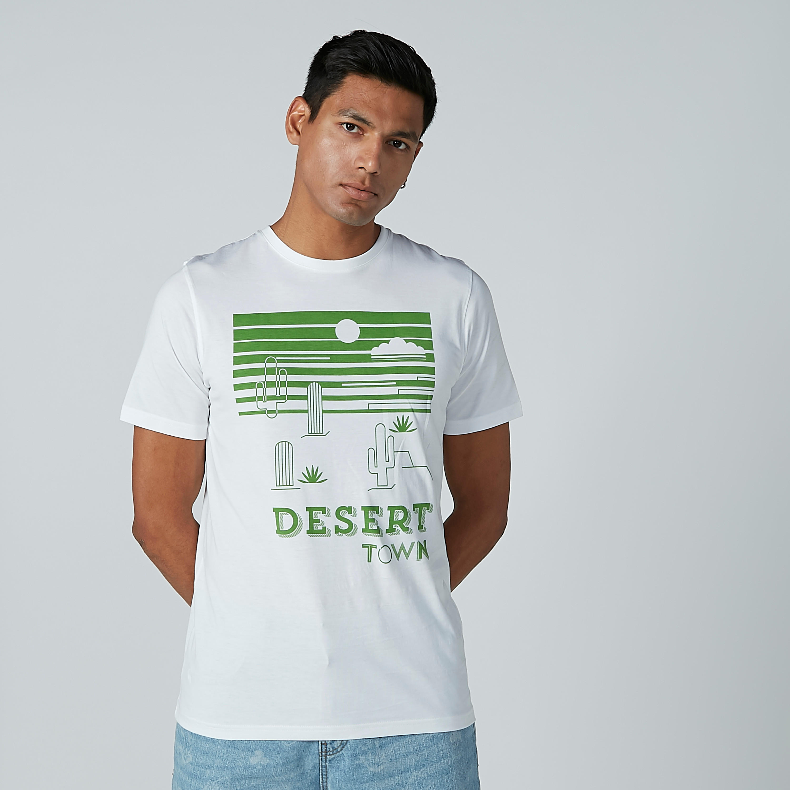 تيشيرت بياقة مستديرة وأكمام قصيرة وطبعات-men-clothing-tshirtsandpolos-tshirts-image-2