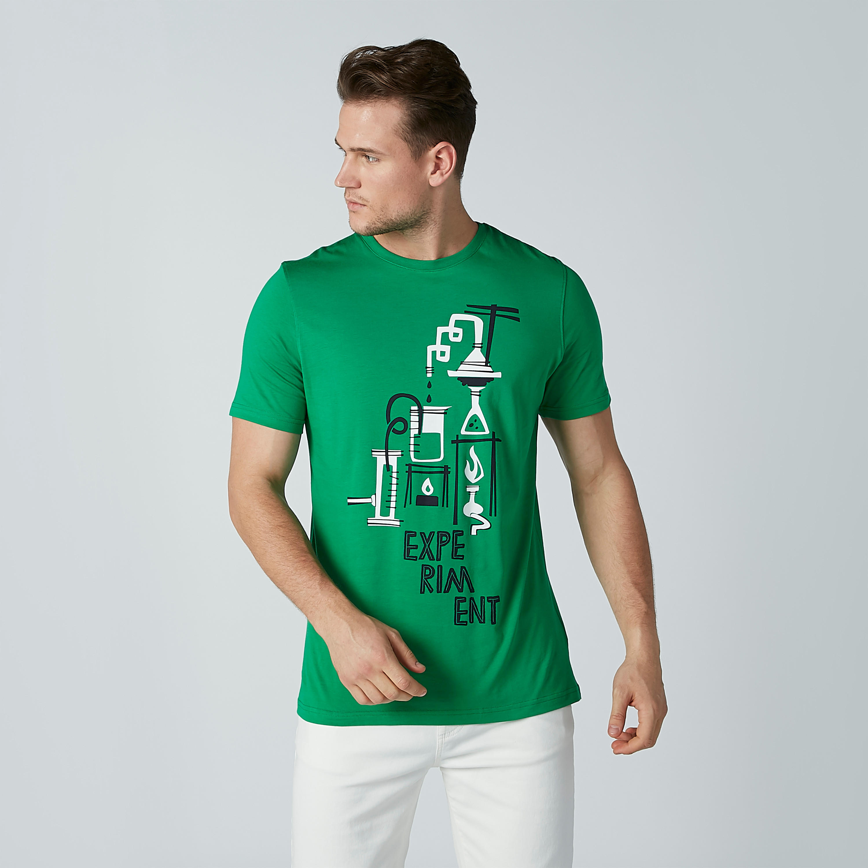 تيشيرت بياقة مستديرة وأكمام قصيرة وطبعات-men-clothing-tshirtsandpolos-tshirts-image-1