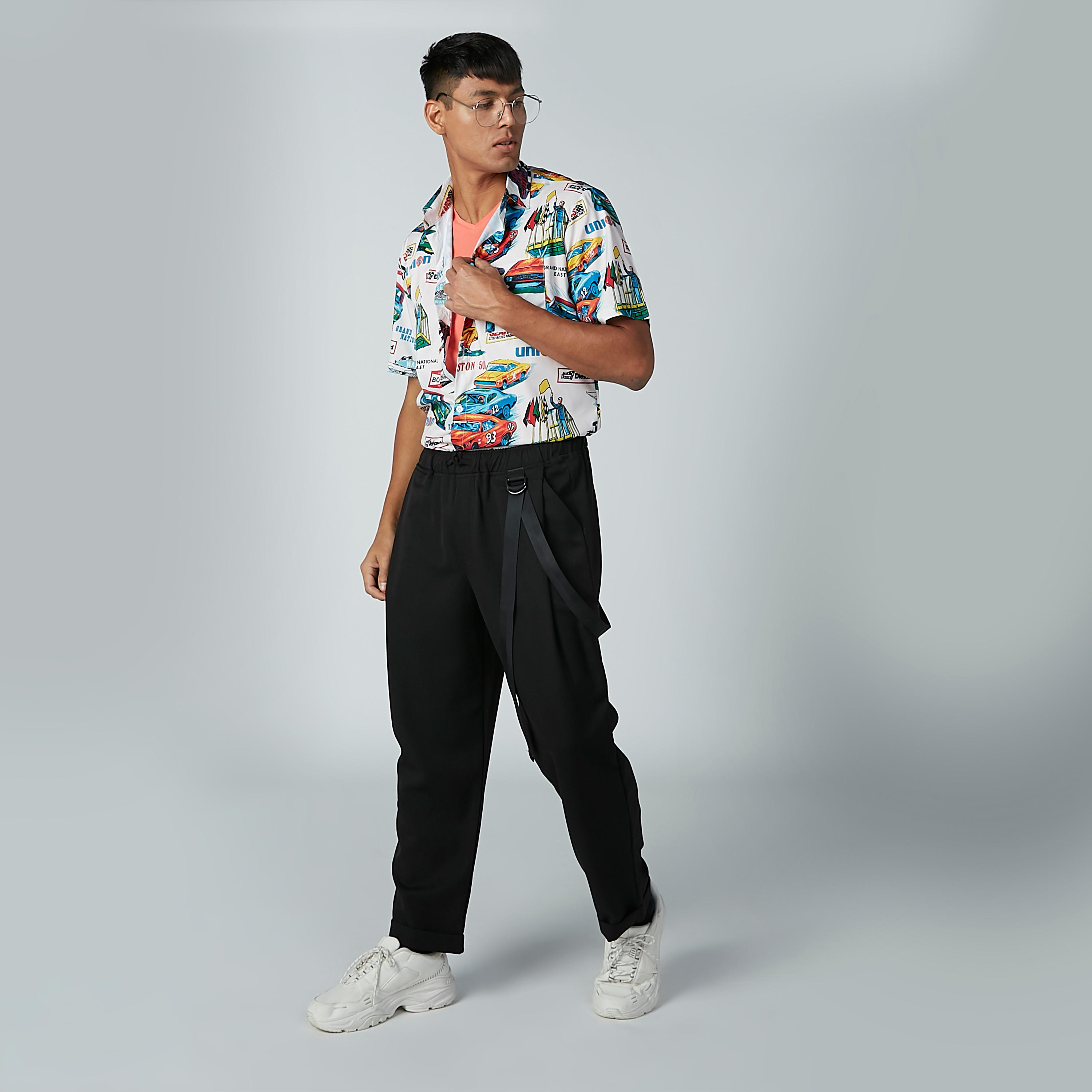 Plain T-shirt with V-neck and Short Sleeves-men-clothing-tshirtsandpolos-tshirts-image-2