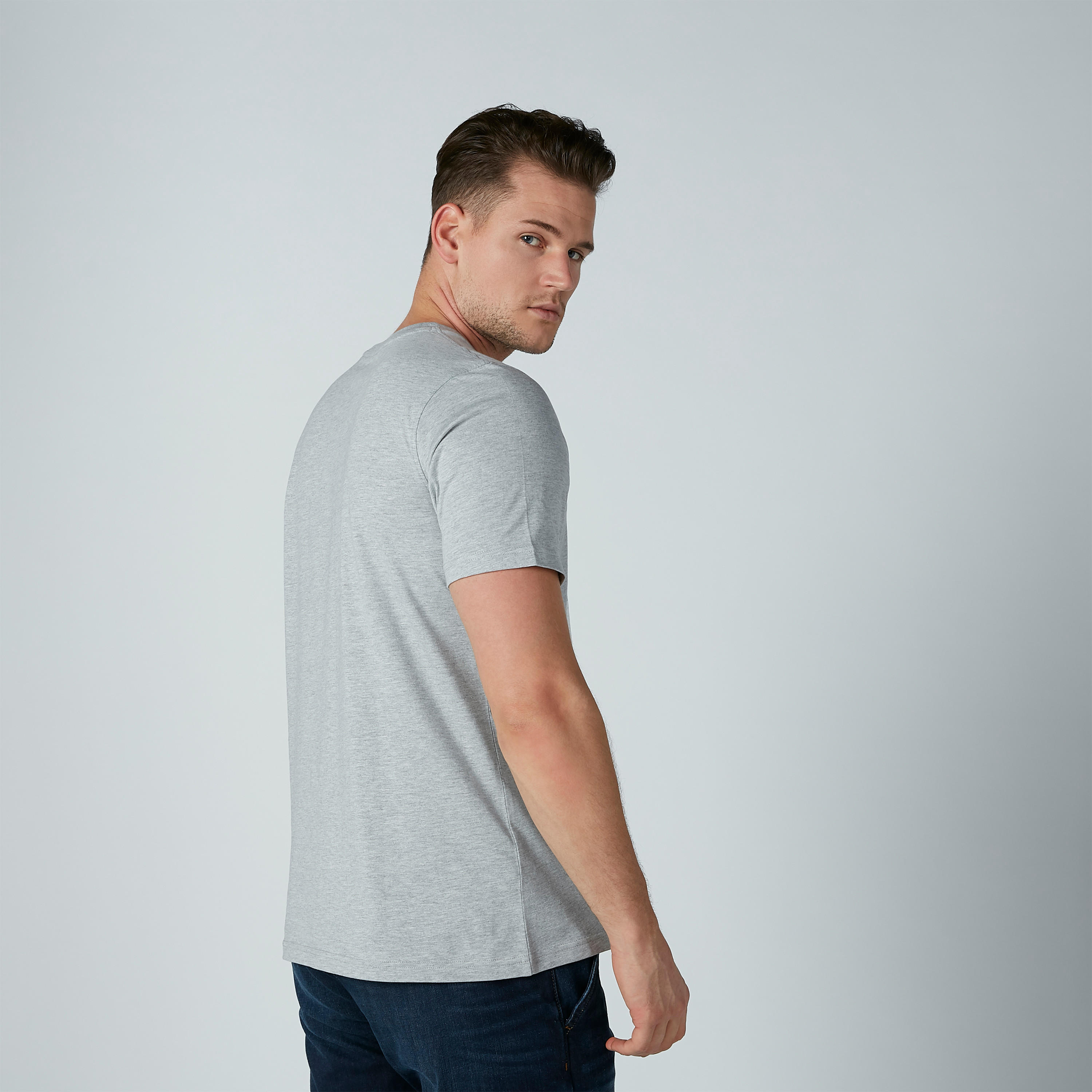 تيشيرت بياقة مستديرة وأكمام قصيرة وطبعات-men-clothing-tshirtsandpolos-tshirts-image-3